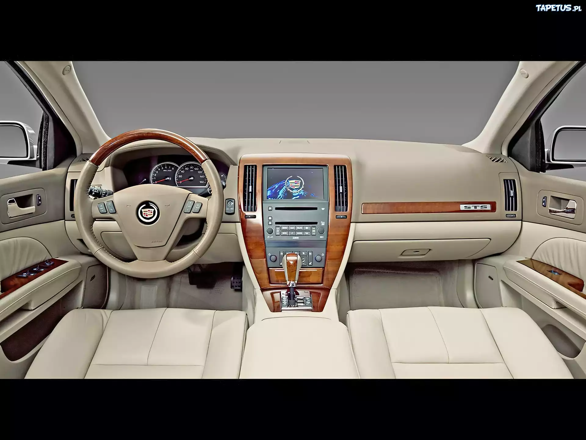Cadillac STS, Radio