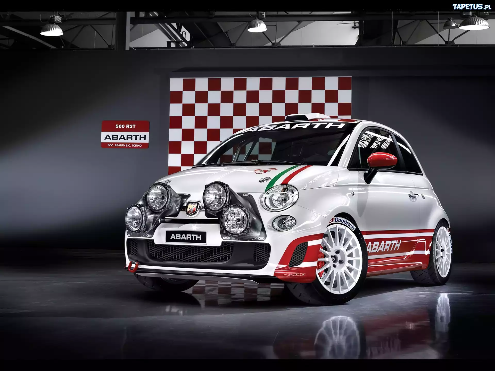 Rajdowy, Abarth 500, Halogeny