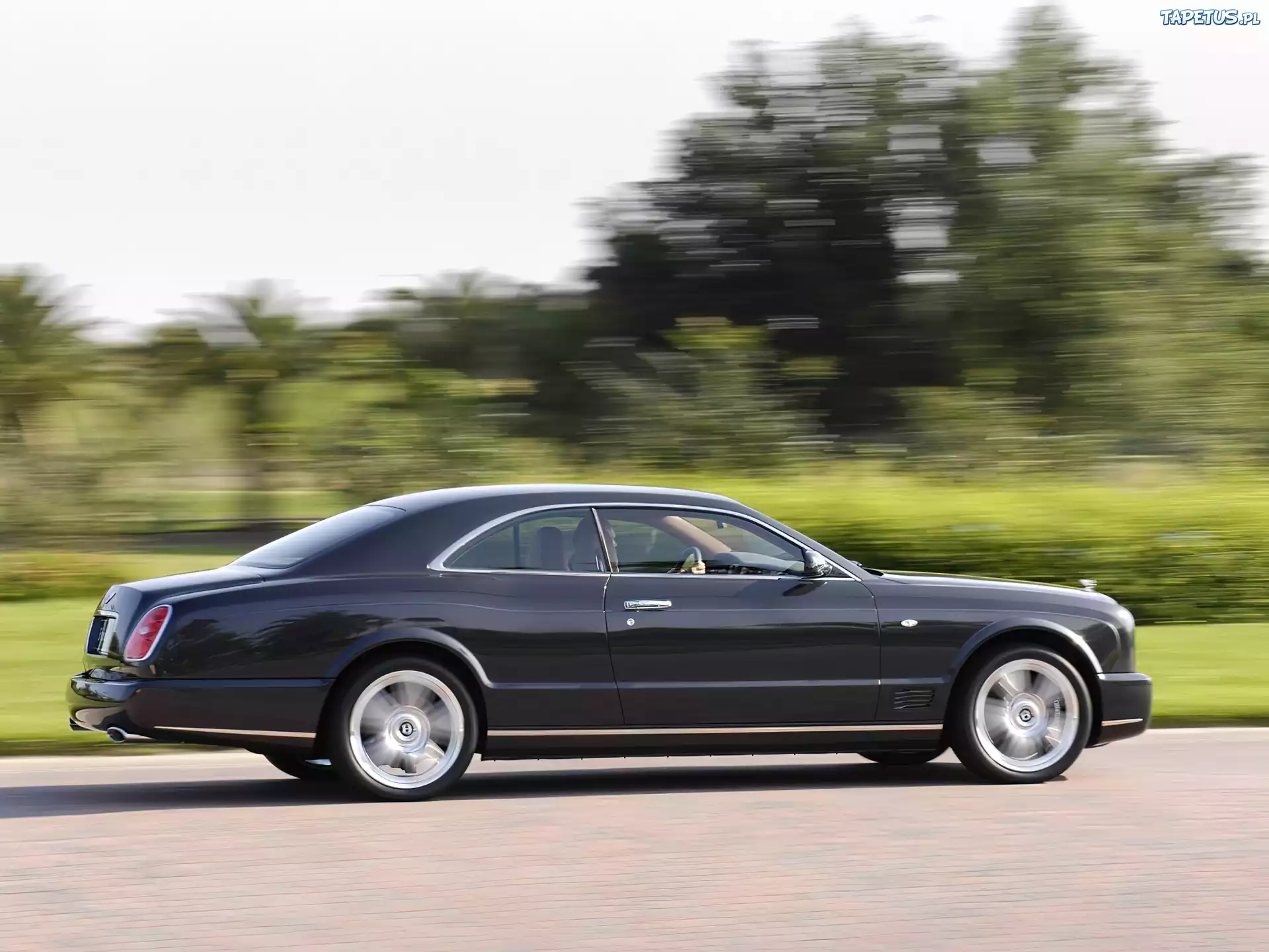 Bentley Brooklands, Sportowe, Osiągi
