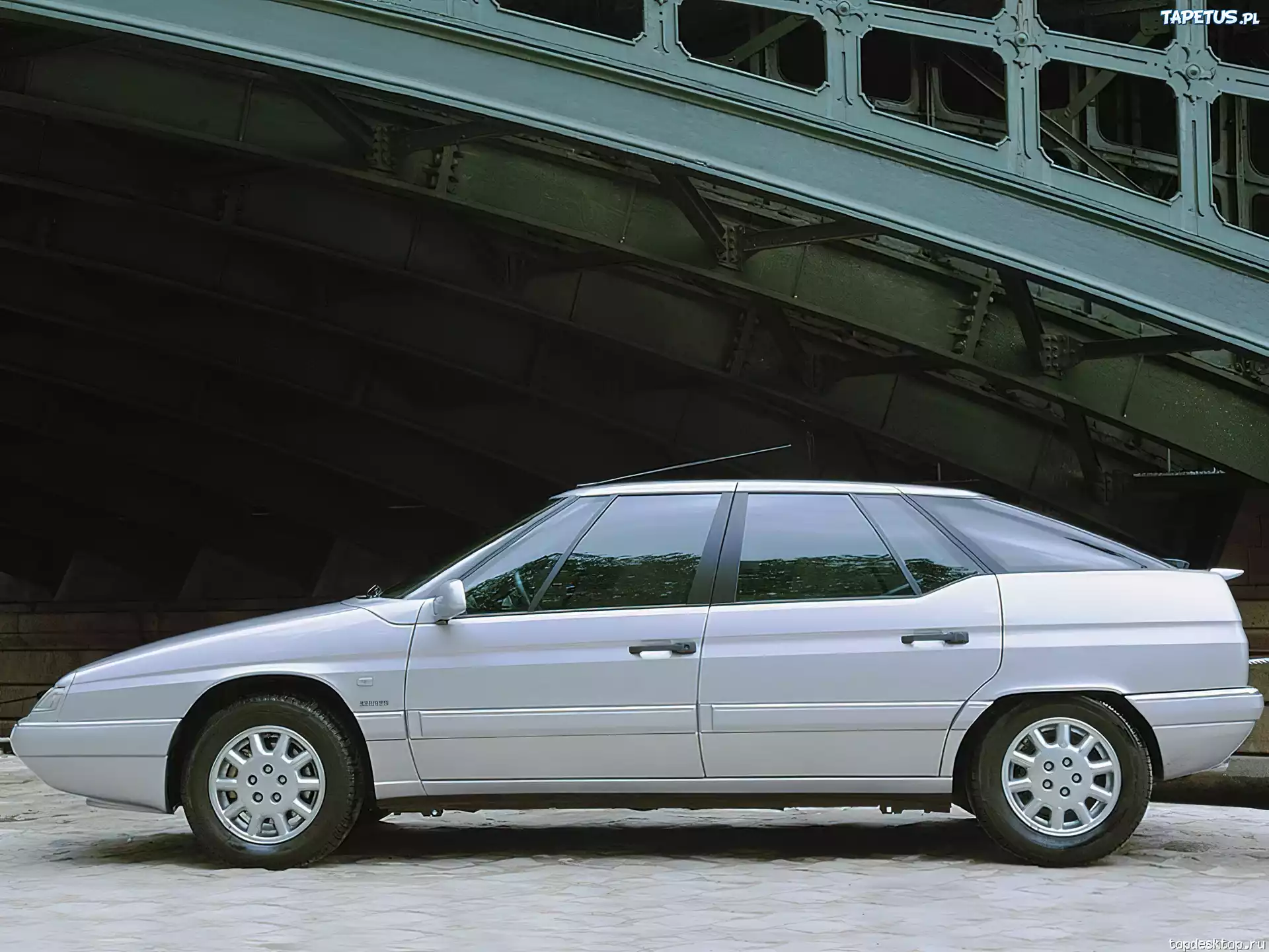 Citroen XM, Lewy, Bok, Most
