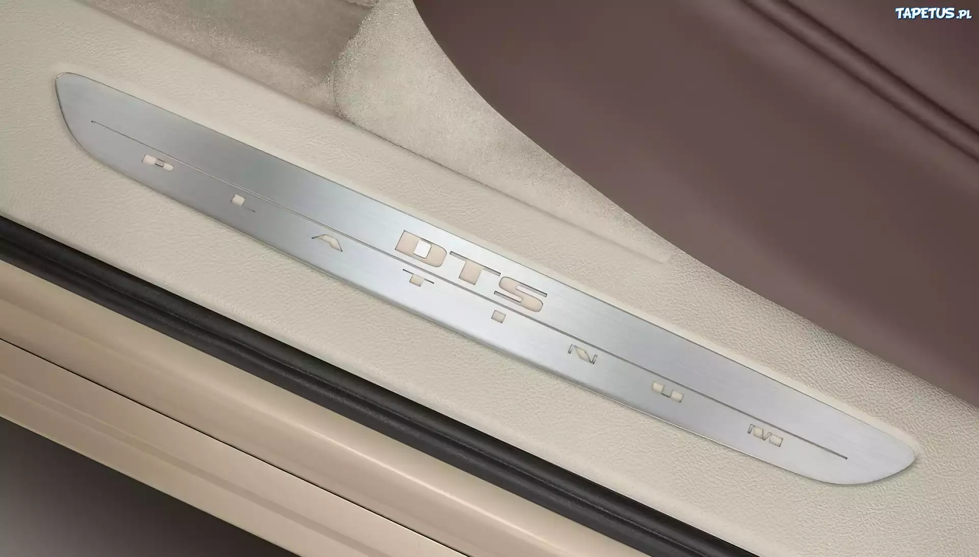 Cadillac DTS, Listwa, Ozdobna, Próg