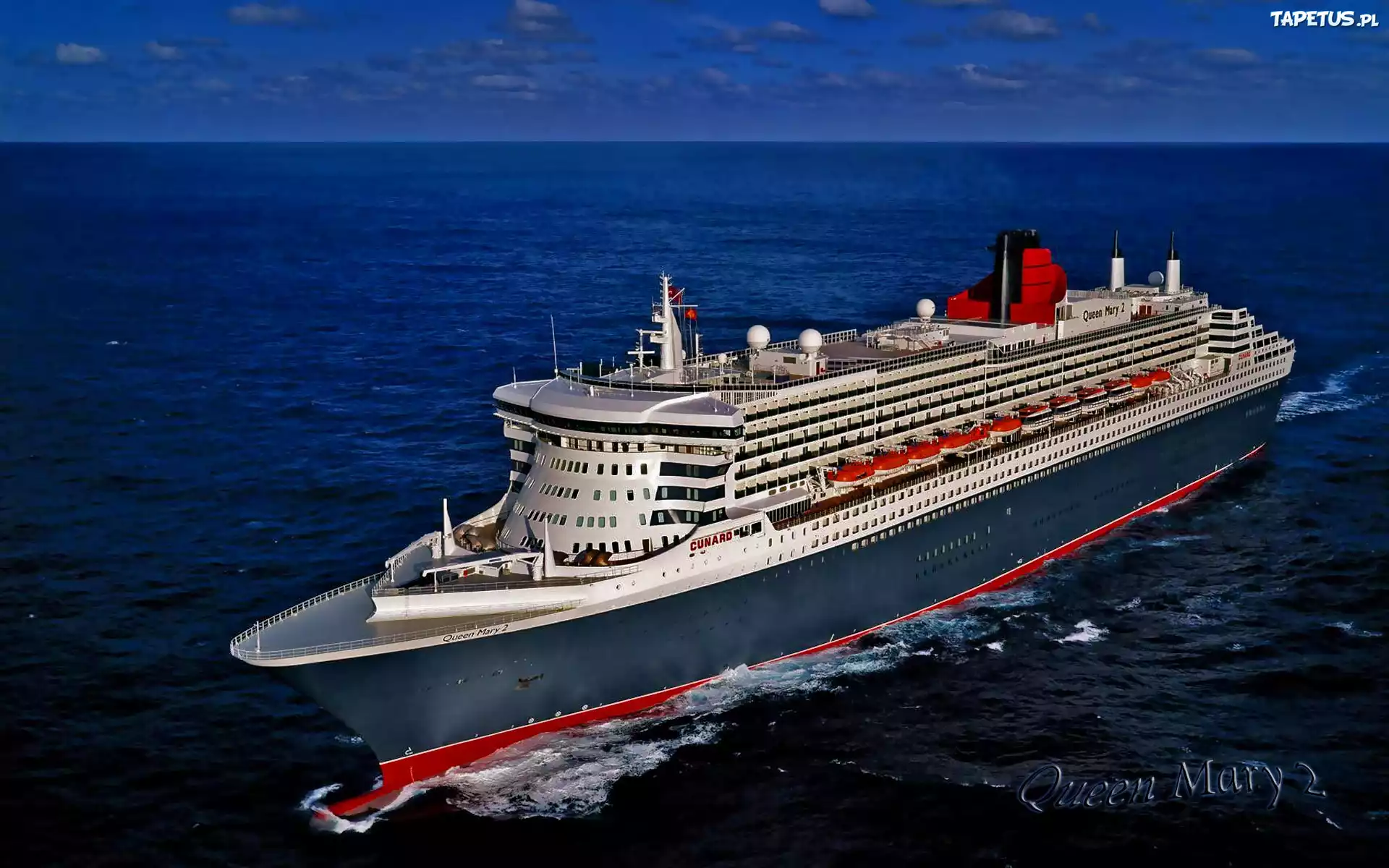 Queen Mary 2, Wycieczkowiec