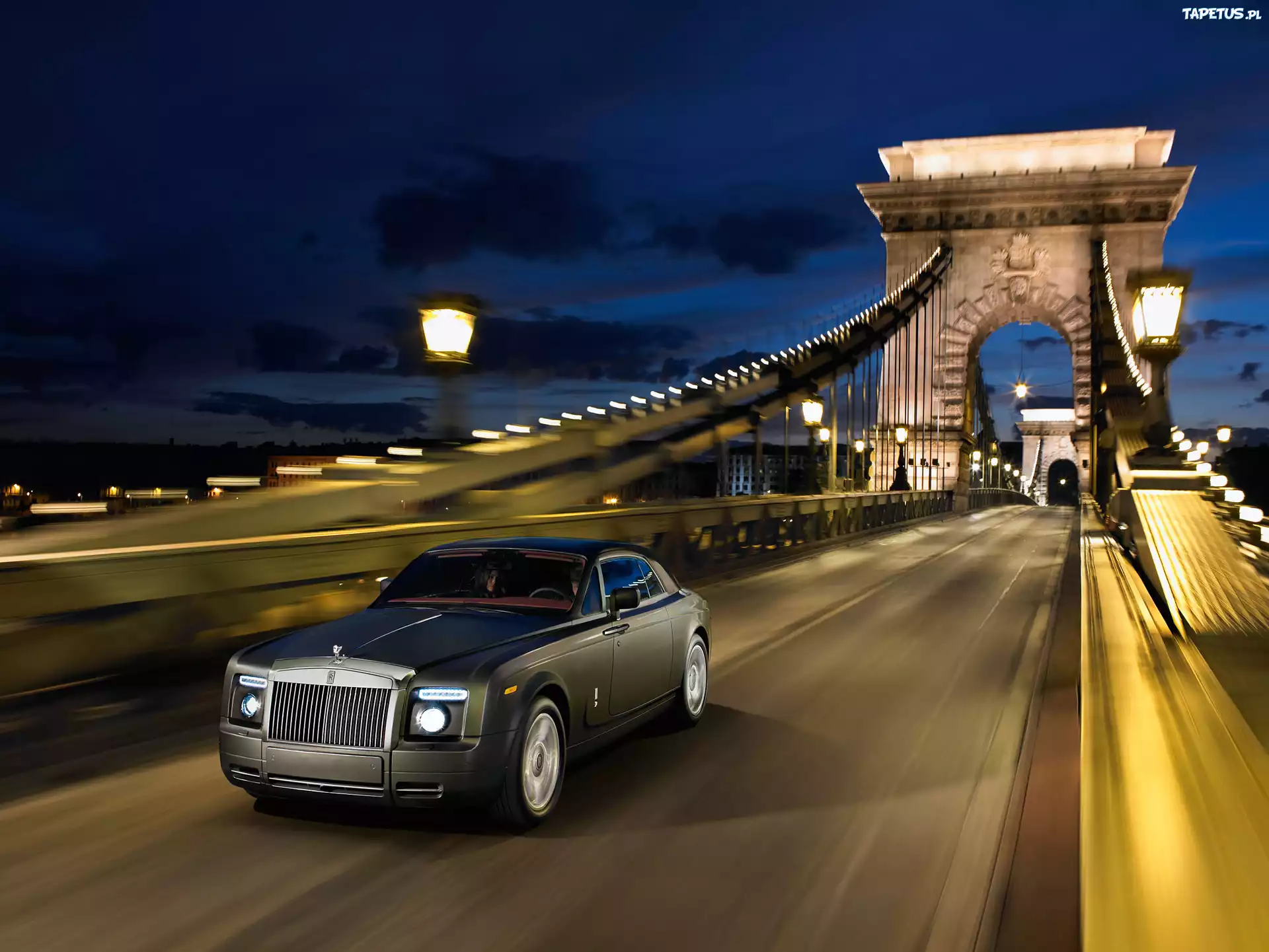 Rolls-Royce Phantom Coupe, Most