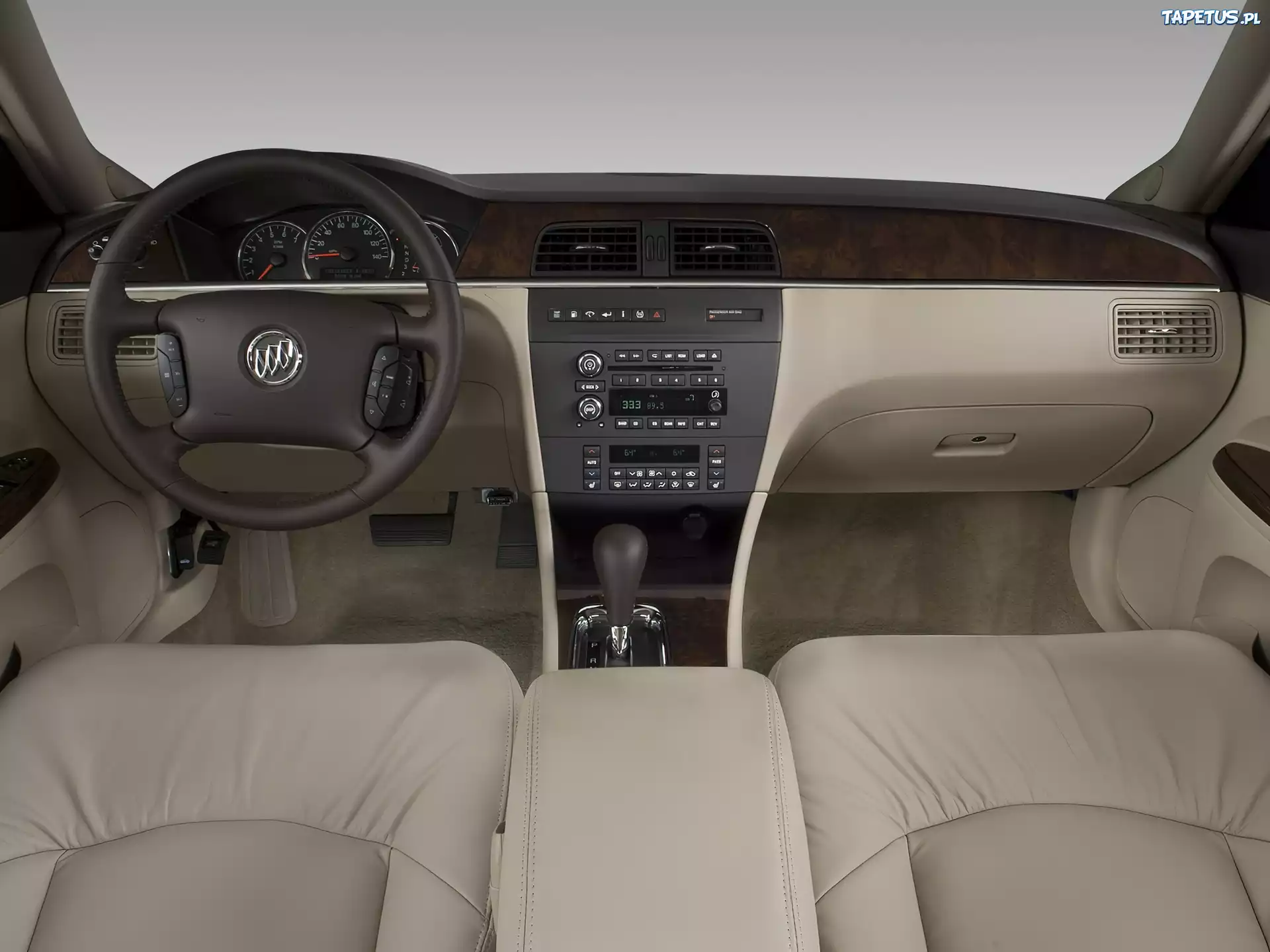 Buick LaCrosse, Wnętrze