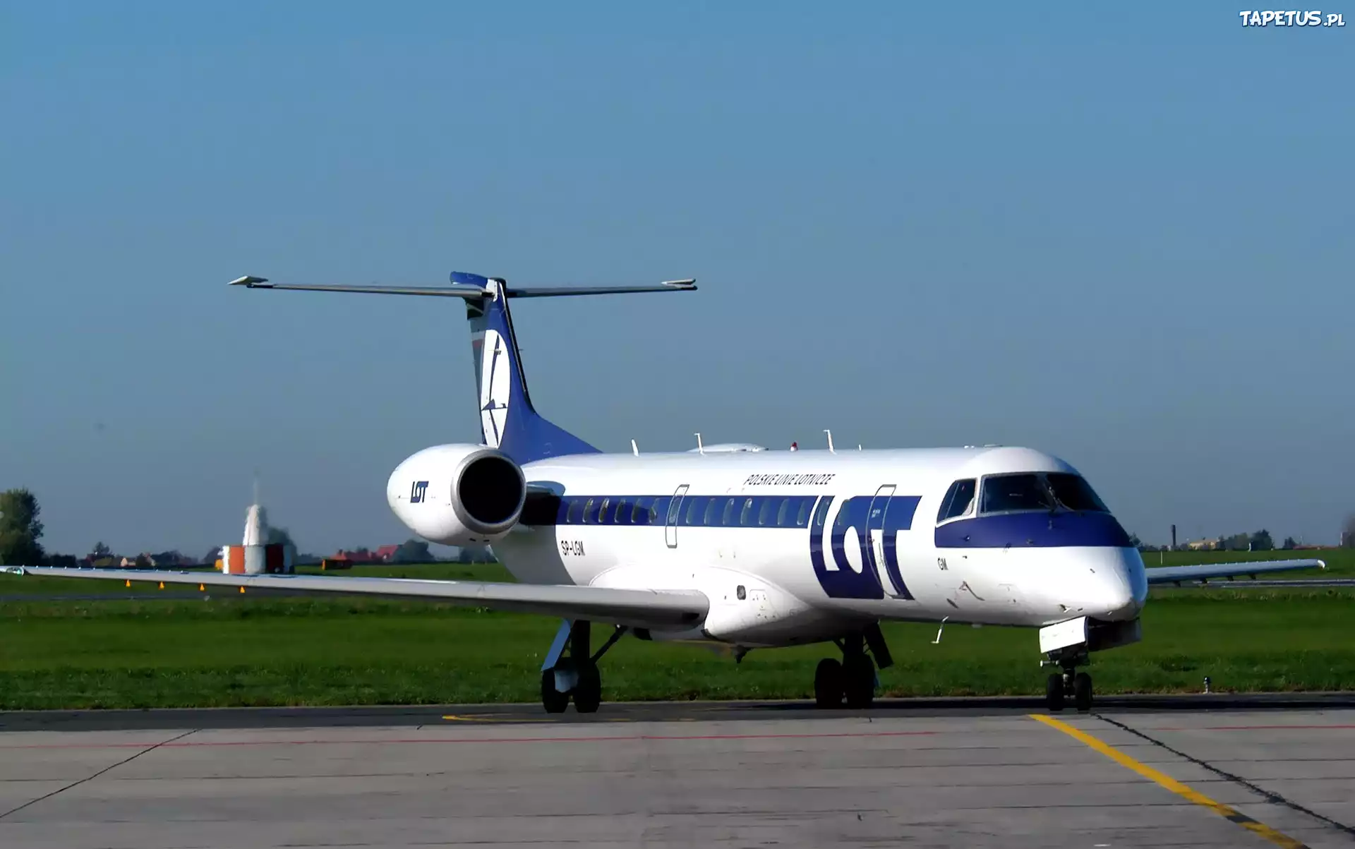 Embraer 145, LOT