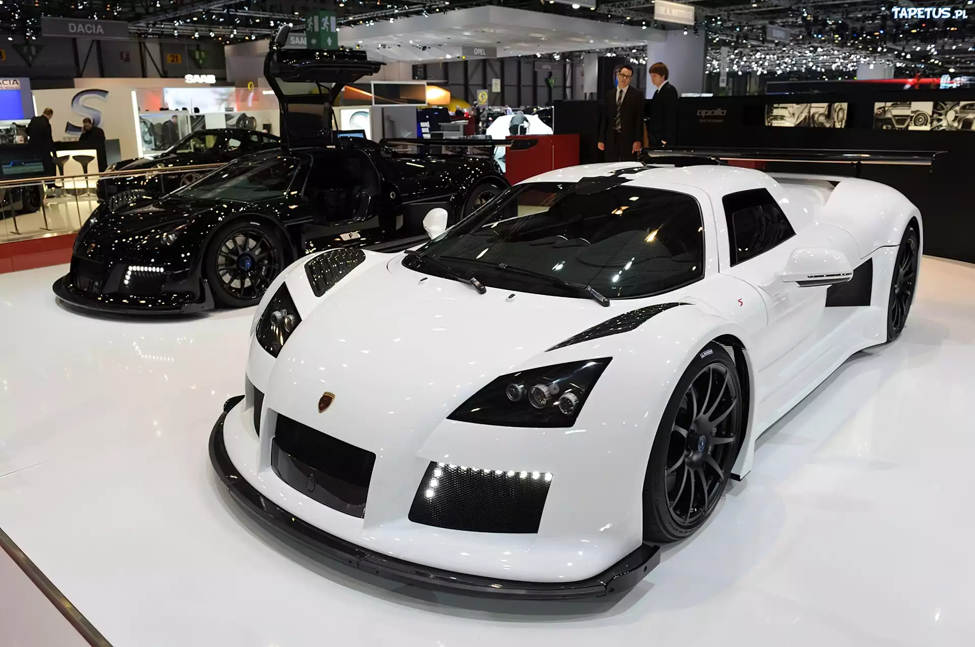 Biały, Czarny, Gumpert Apollo