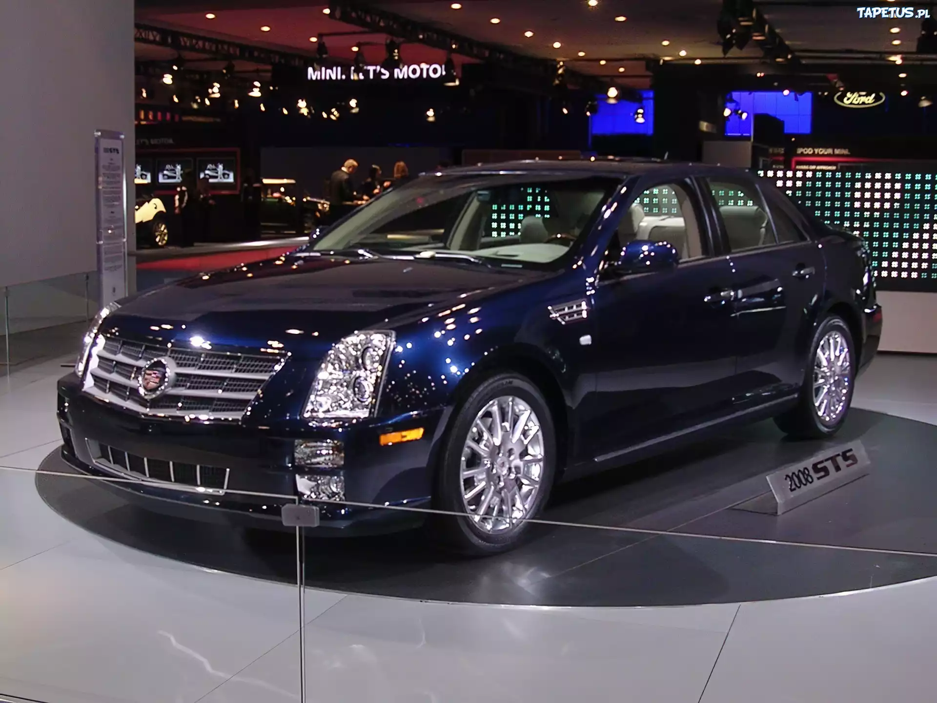 Cadillac STS, Wystawa