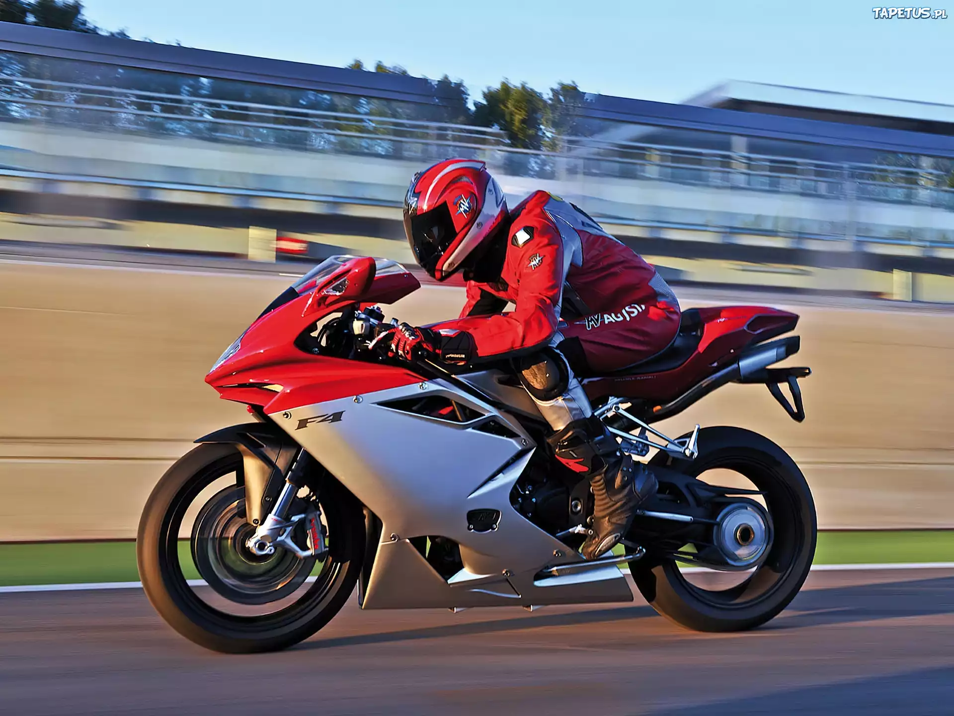 MV Agusta F4, Kombinezon, Jednoczęściowy