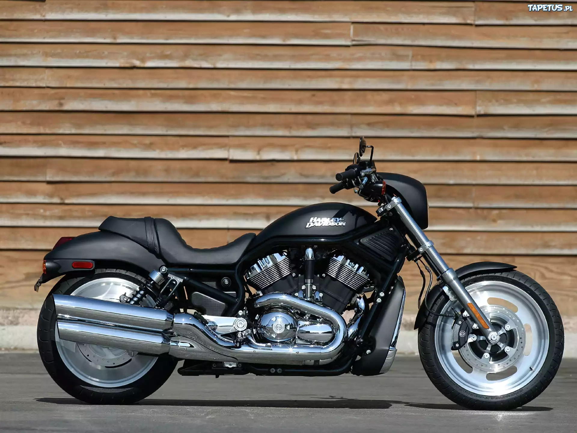 Harley-Davidson VRSC Night Rod, Chromy