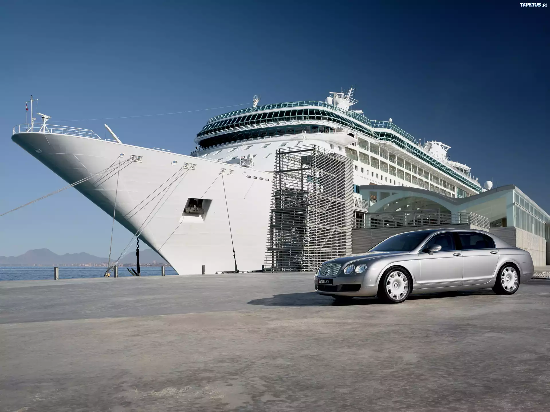 Bentley Continental Flying Spur, Luksusowy, Prom