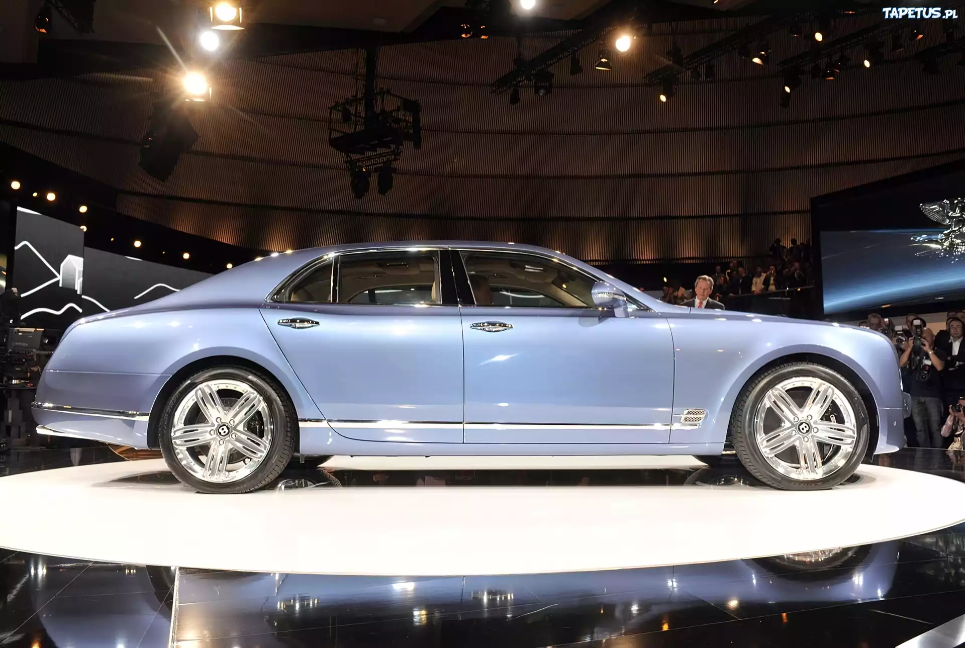 Bentley Mulsanne, Salon
