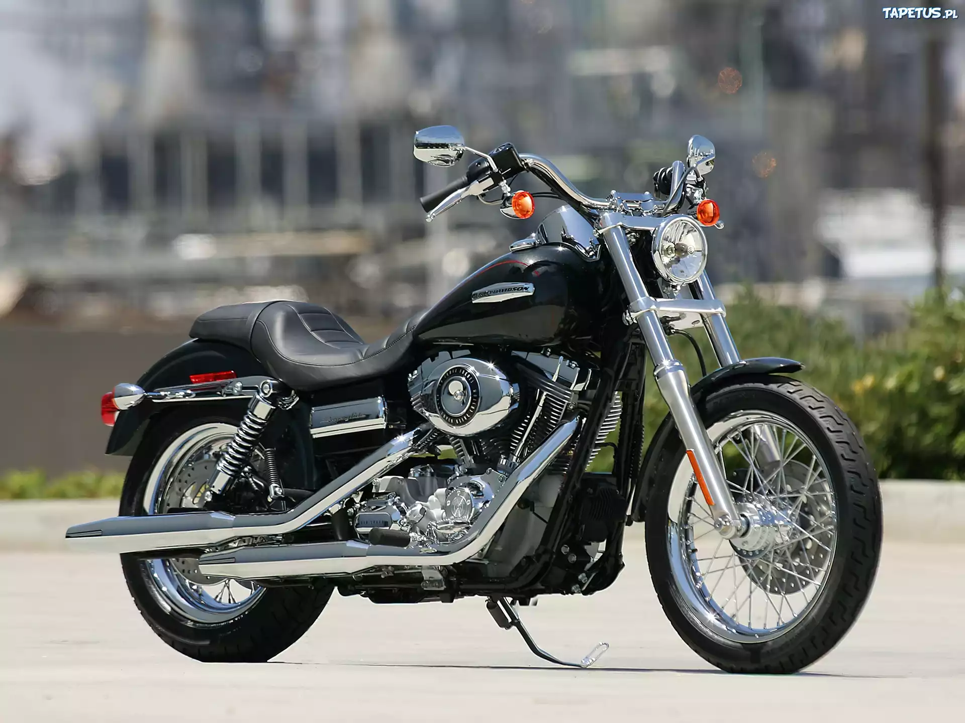 Harley-Davidson Dyna Super Glide Custom