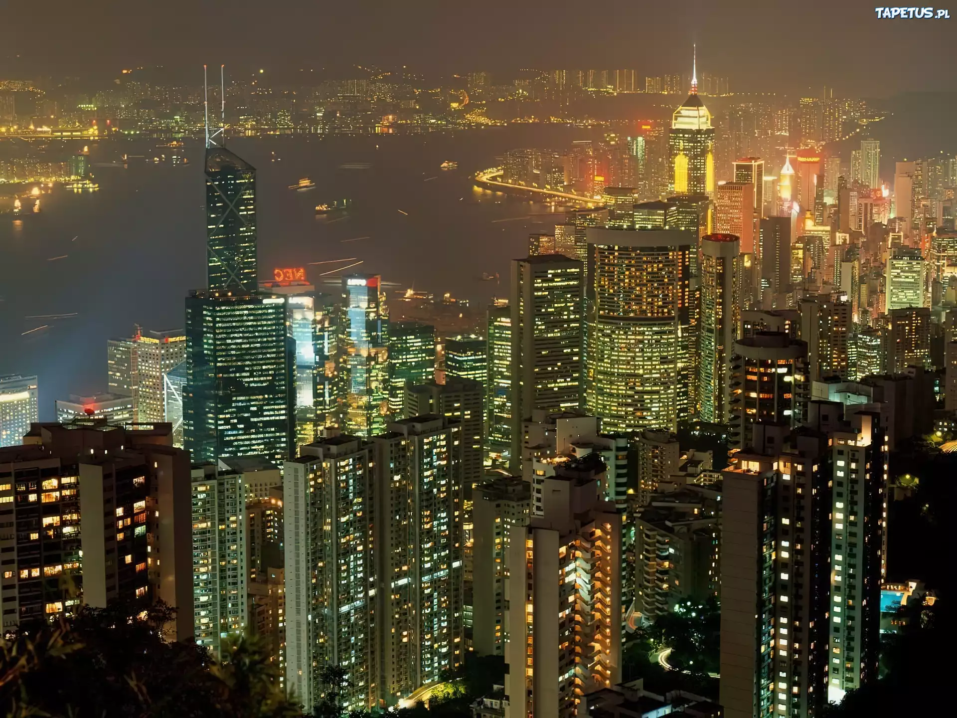 Самые классные города. Гонконг небоскребы. Гонг Конг архитектура. Красивый город. Ночной город.