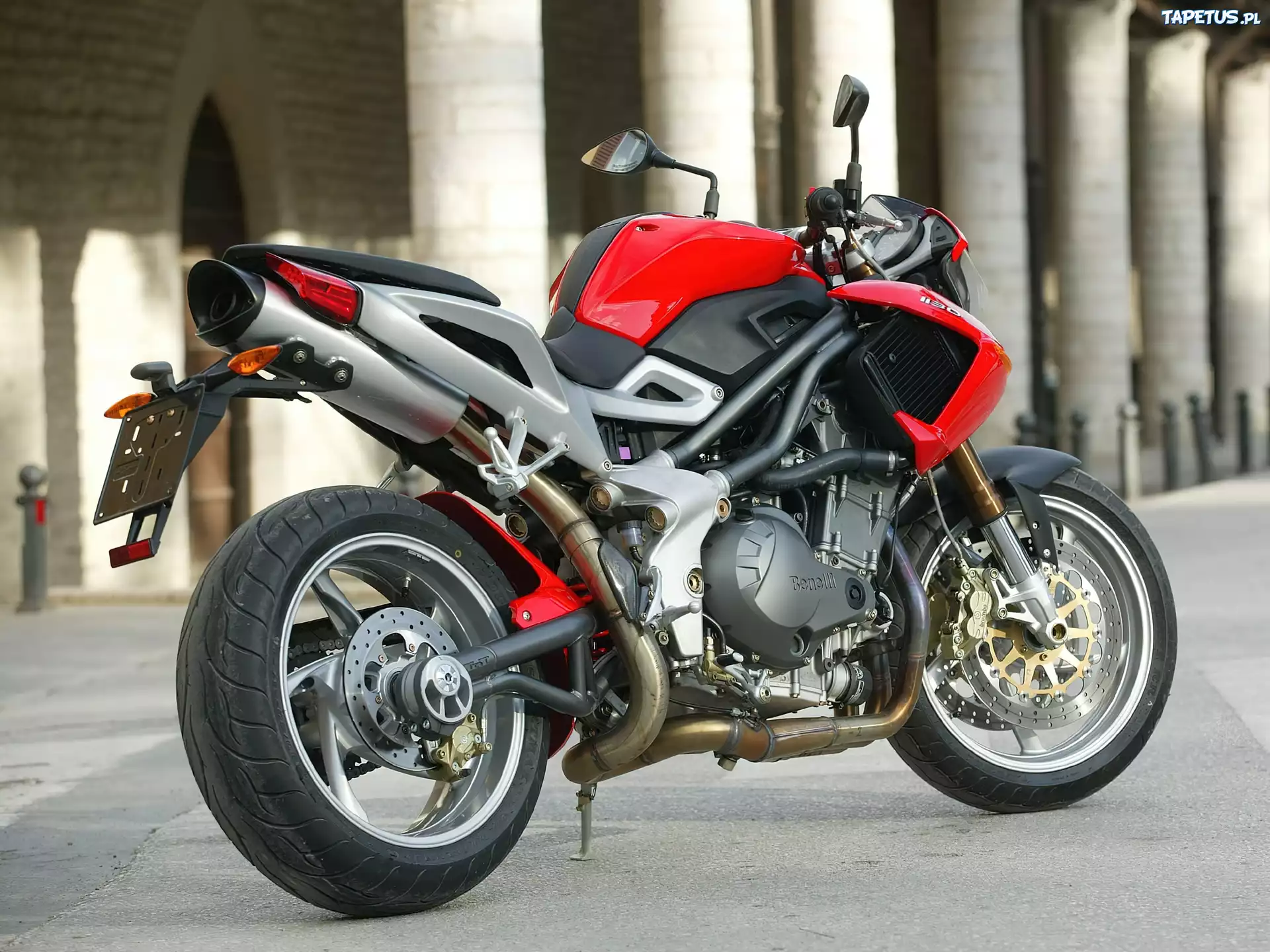 Benelli TNT 1130, Łańcuch, Napędowy