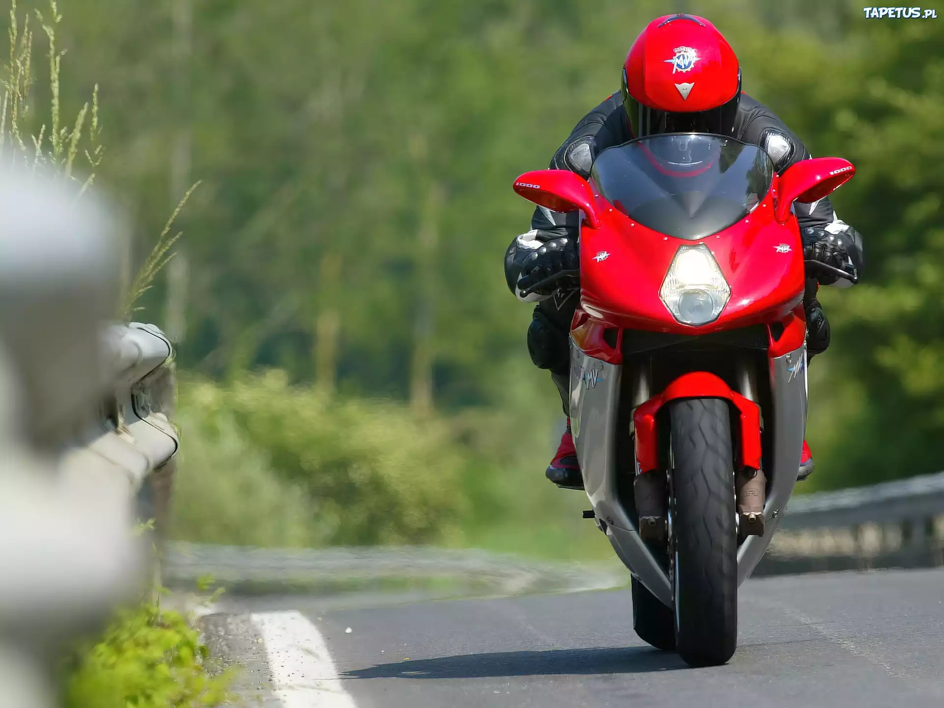 Czasza, MV Agusta F4 1000S