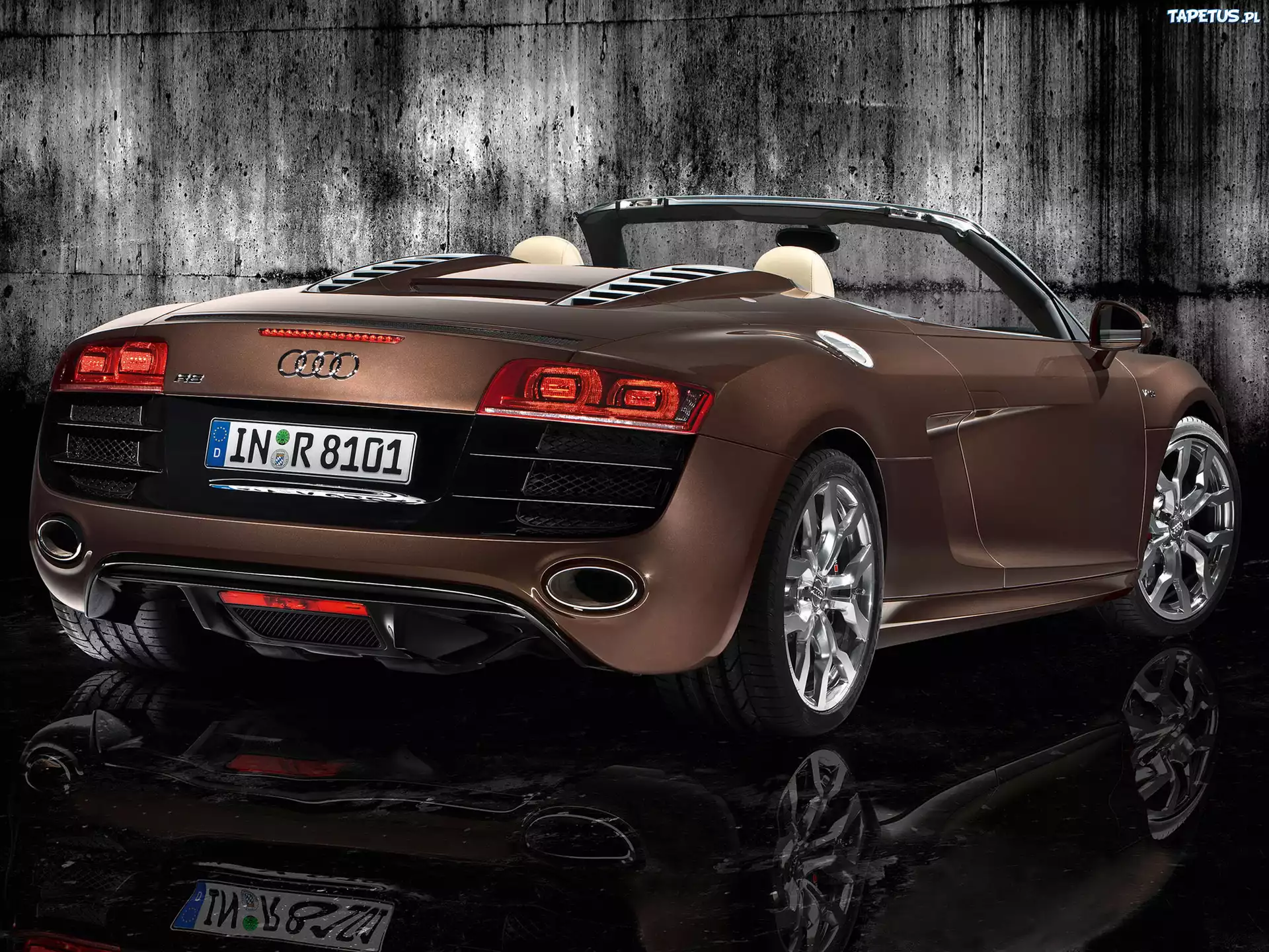 Audi R8 Spyder, Lampy, Neonowe