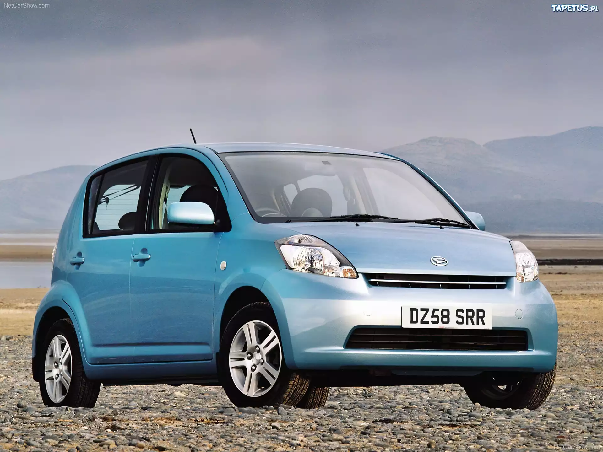 Daihatsu Sirion, Koła, Hatchback