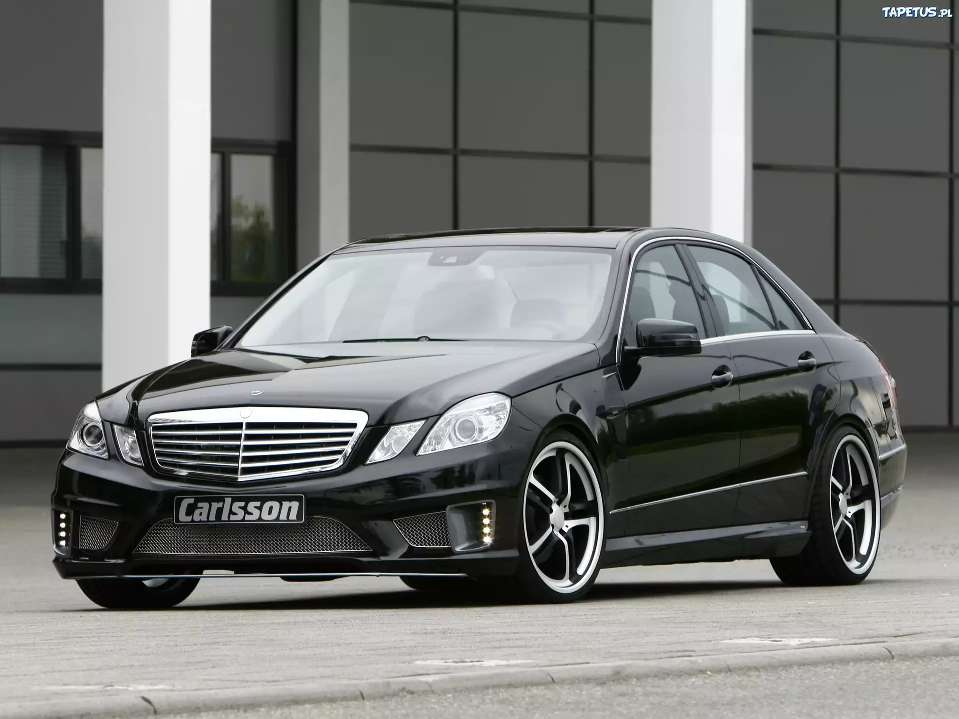 Mercedes W212, Dzielone, Reflektory, Carlsson