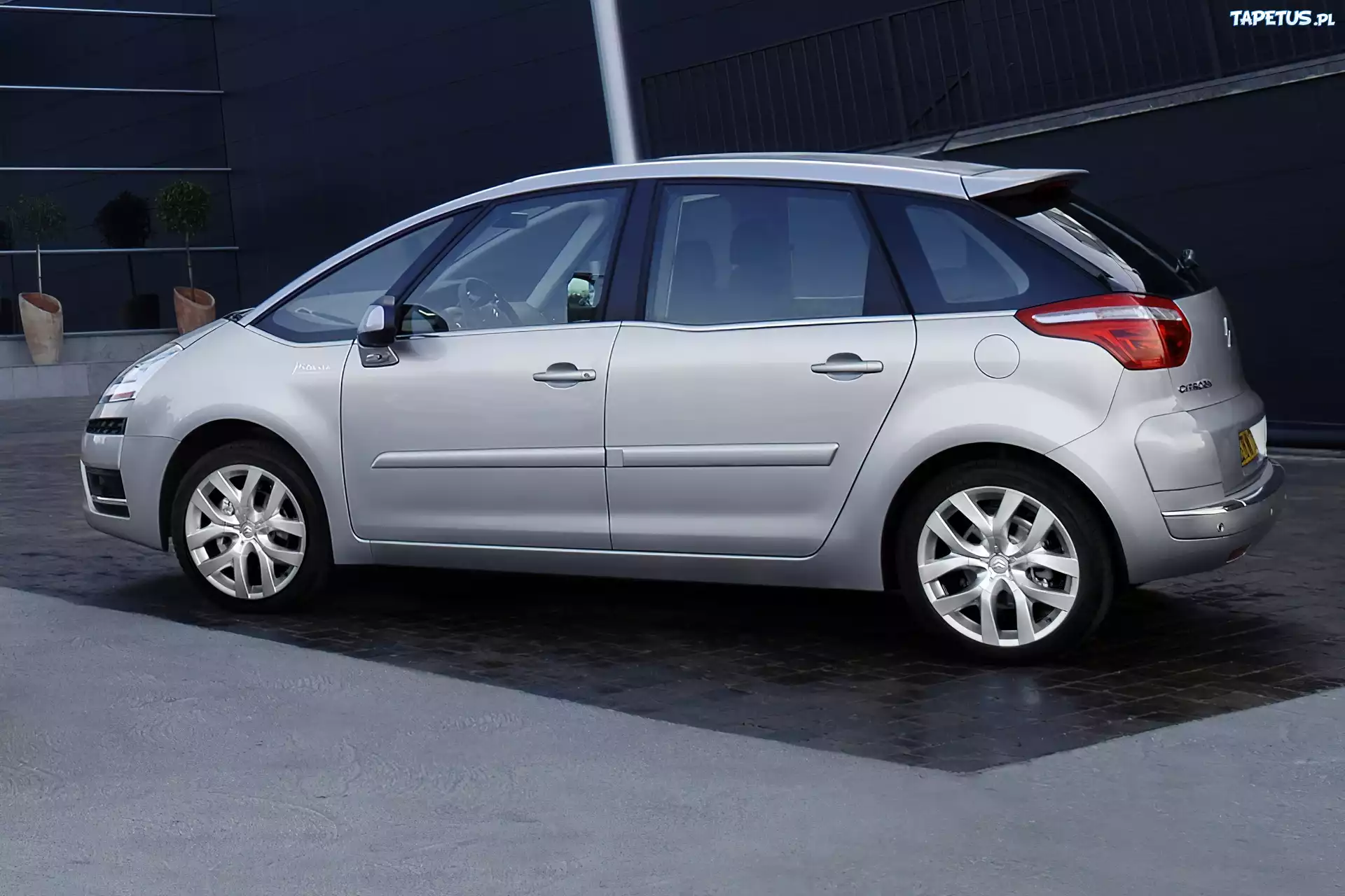Citroen C4 Picasso, Reklama