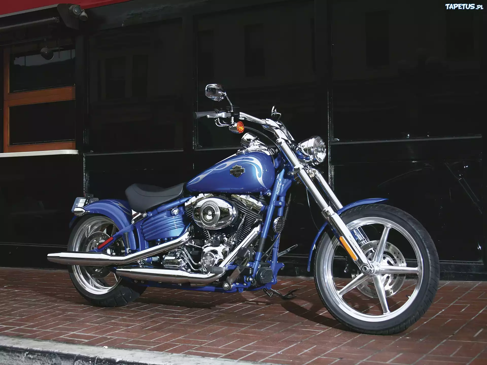 Softail Rocker C, Chromowane, Dekle