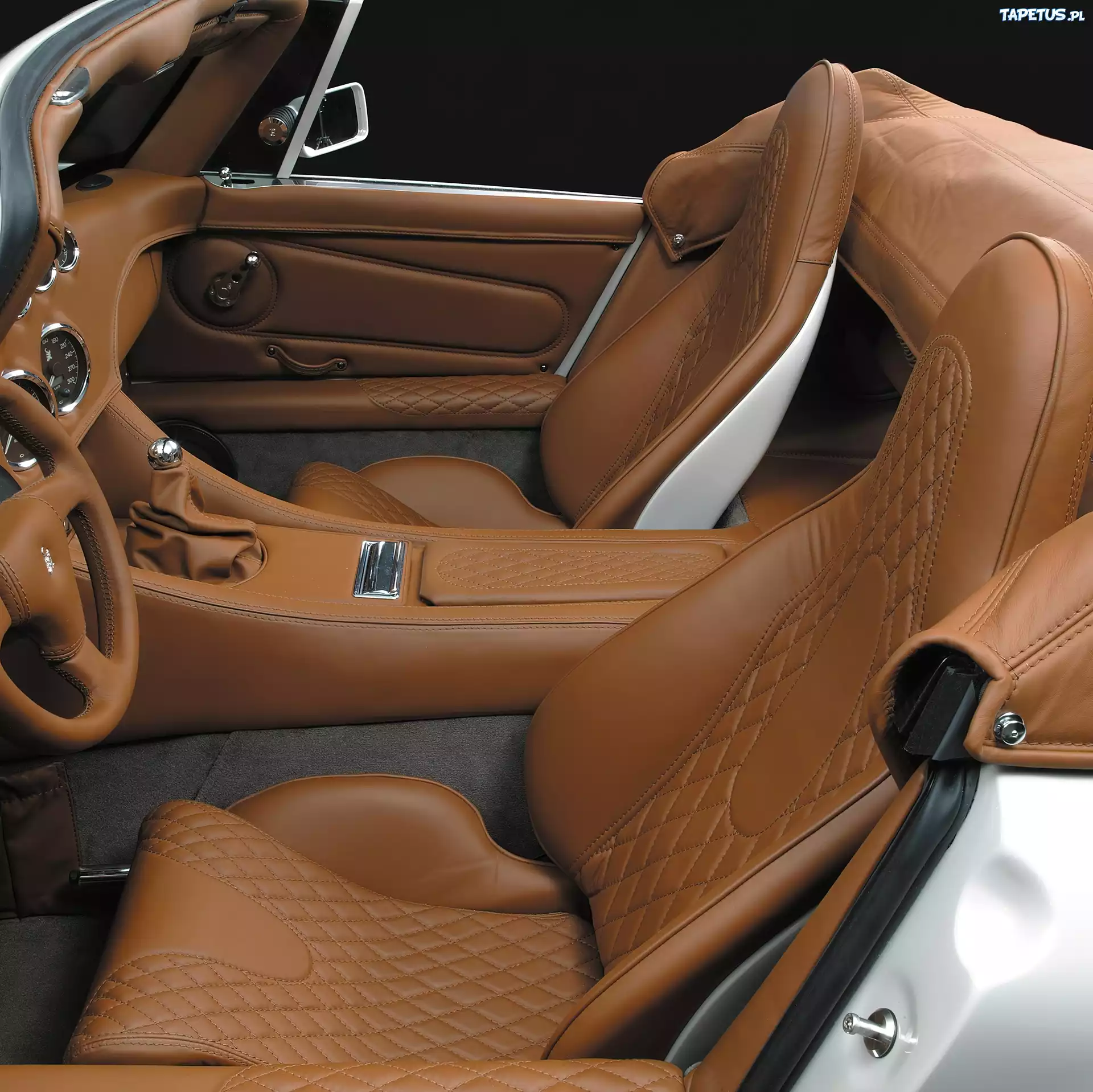 Wiesmann MF3, Eleganckie, Wnętrze