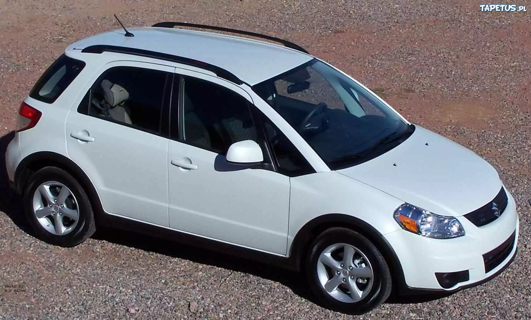 Suzuki SX4, Dach, Szyby