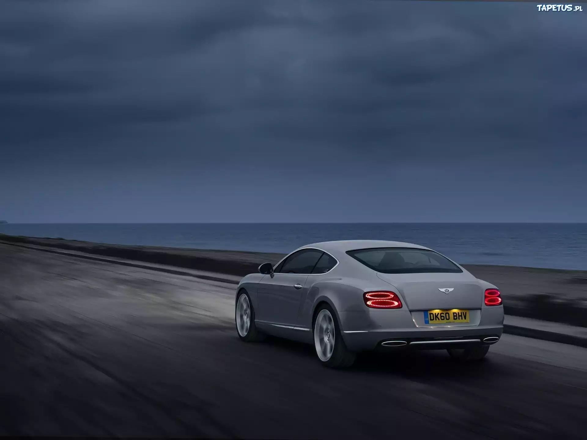 Bentley Continental GT, Oświetlenie, Drogi