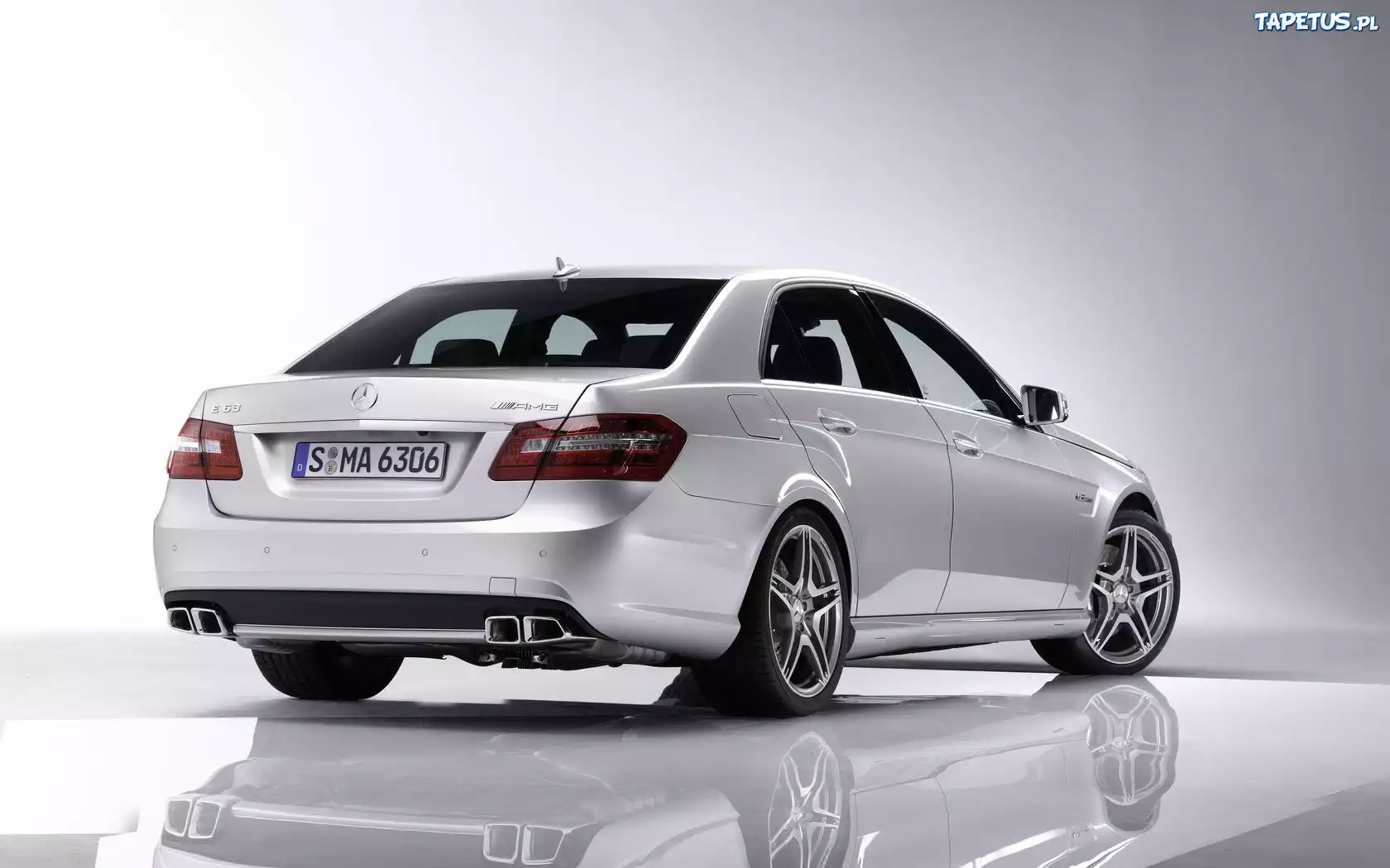 Prawy, Tył, Mercedes Benz E 63