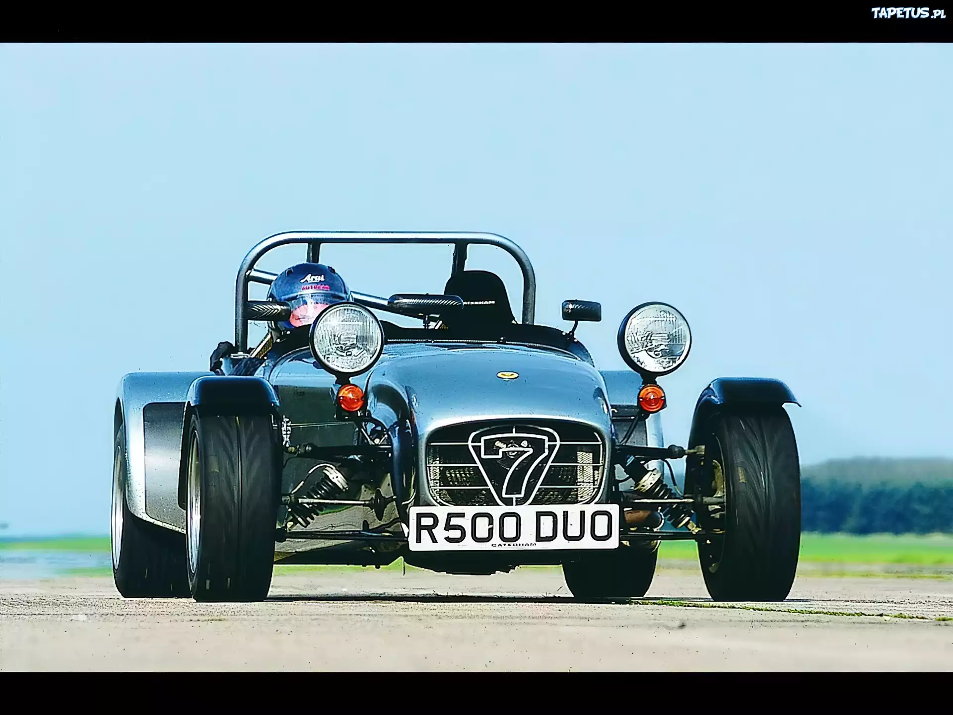 Caterham Seria R, Reflektory
