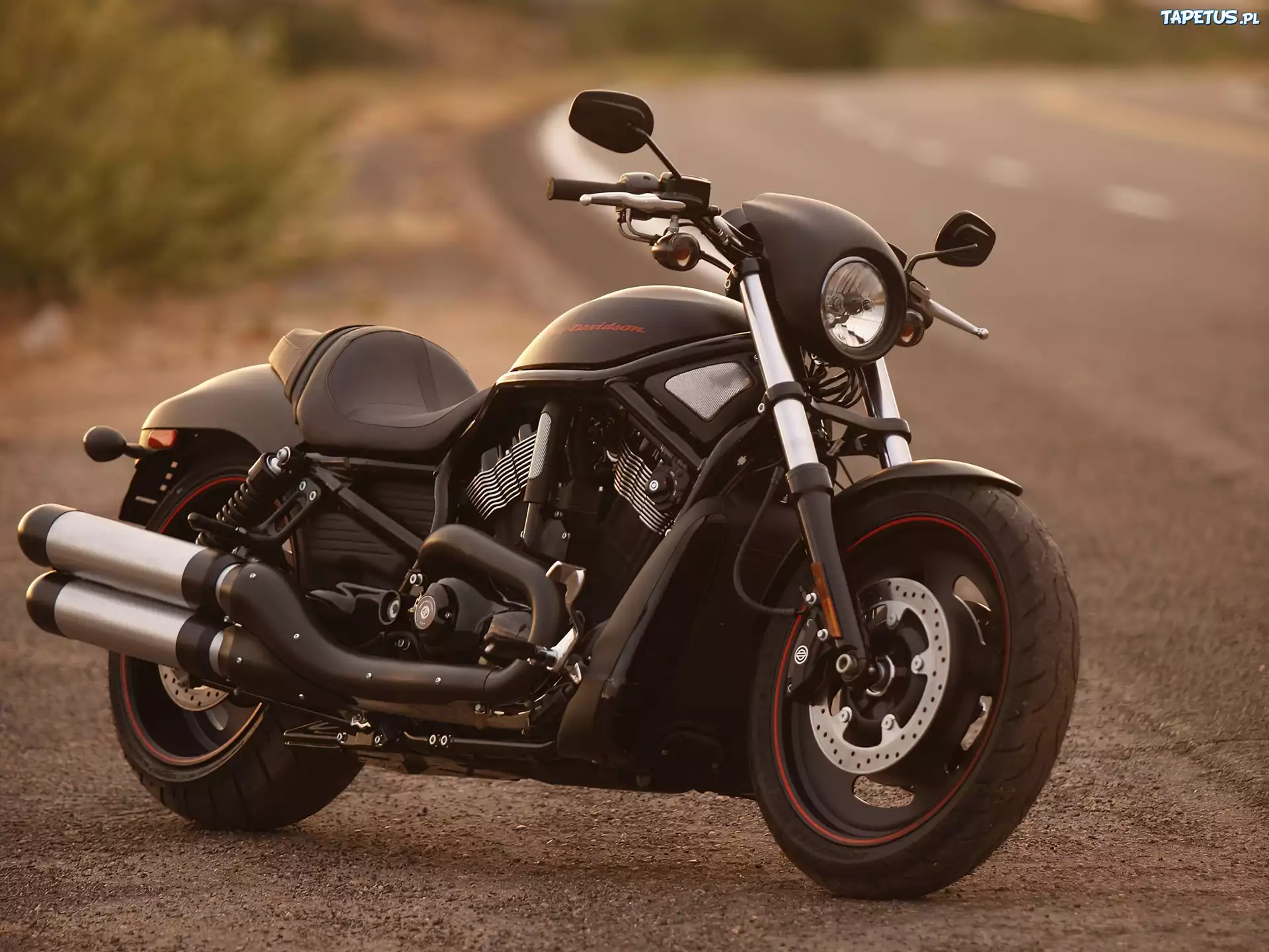 Harley Davidson Night Rod Special, Kierownica