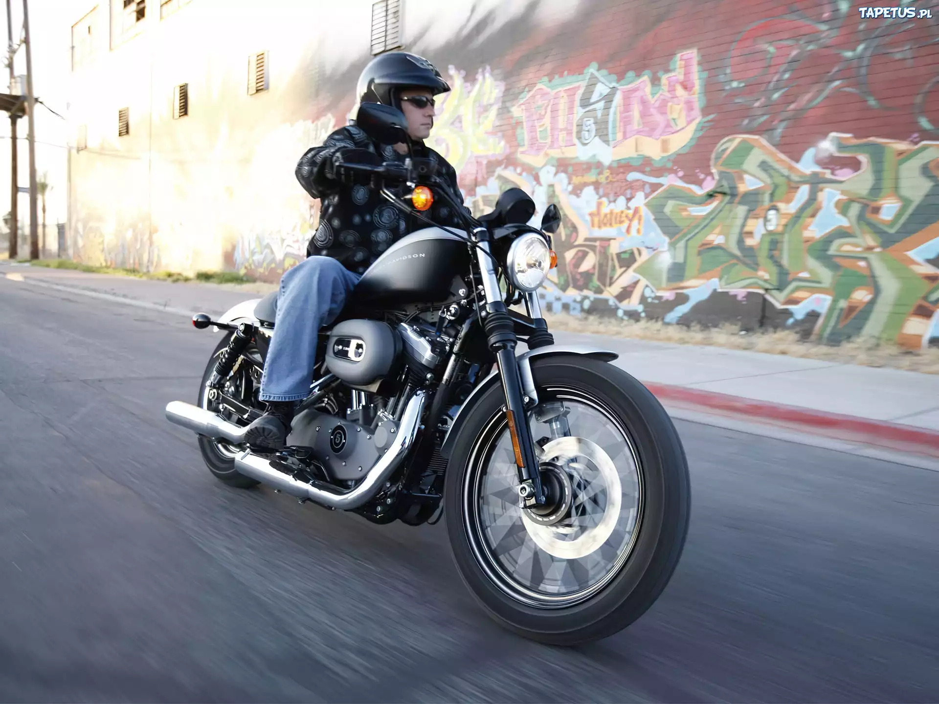 Harley Davidson XL1200N Nightster, Koło