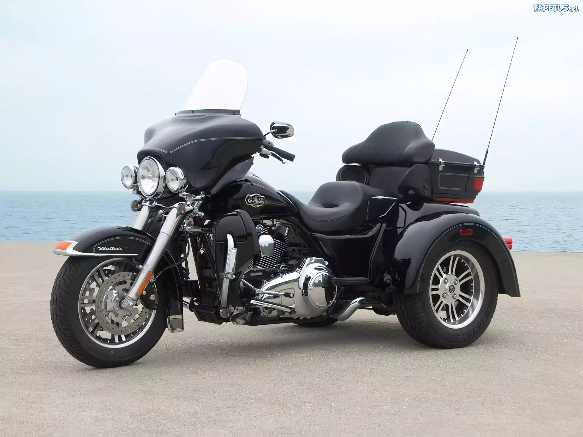 Harley Davidson Tri Glide Ultra Classic, Owiewka, Przednia