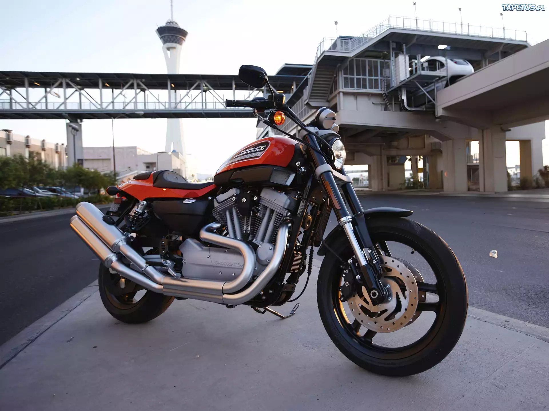 Harley Davidson XR1200, Przednie, Zawieszenie