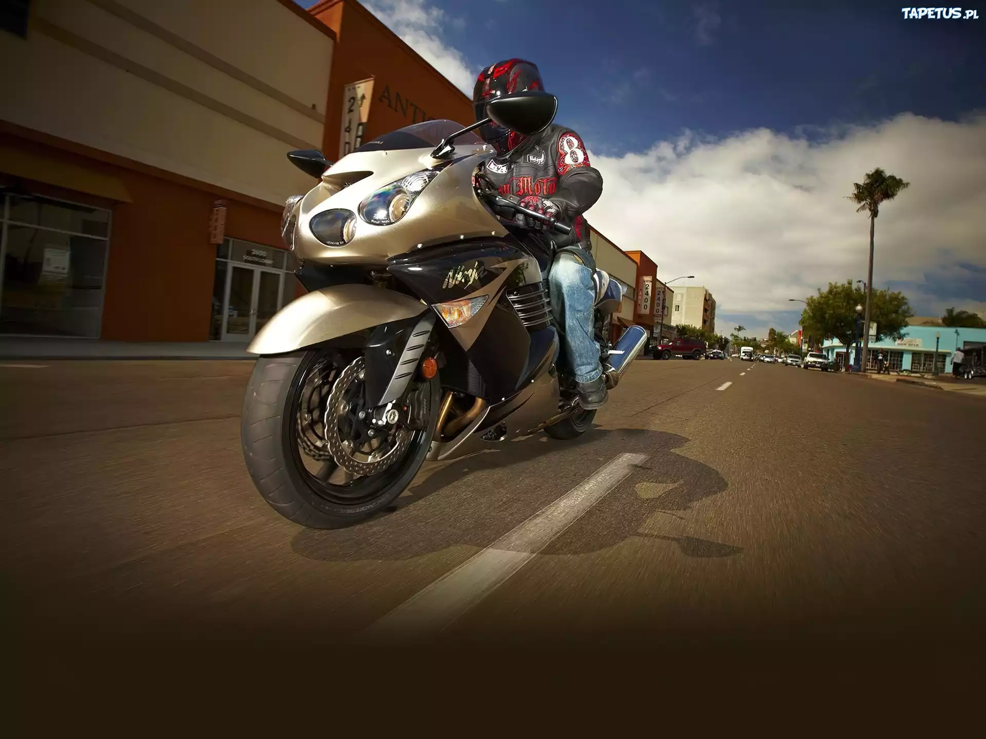 Kawasaki ZZR 1400, Miasto, Test