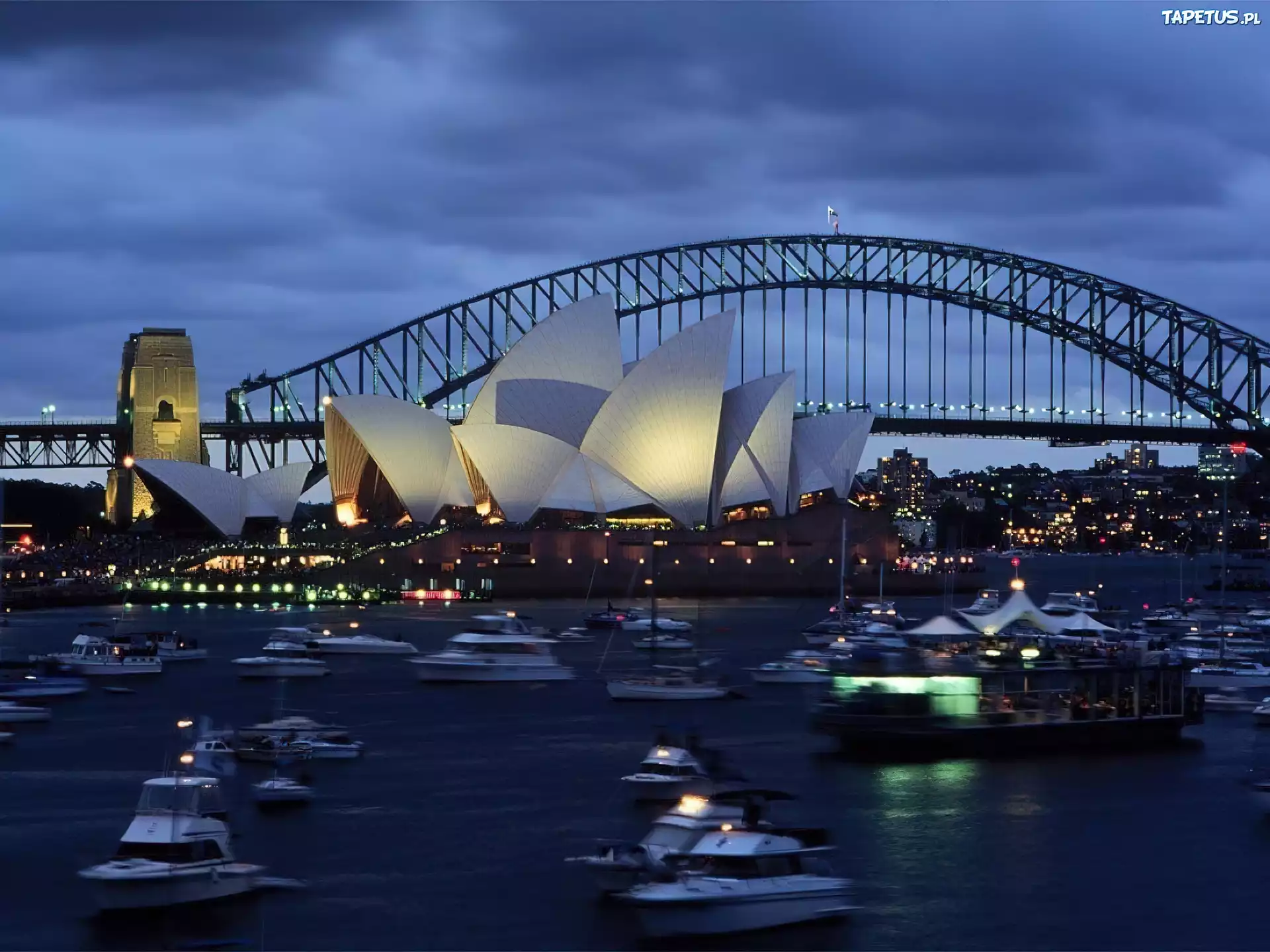 Sydney australia. Сиднейский оперный театр и Харбор-бридж. Канберра Сидней. Мост Харбор в Сиднее и опера. Сиднейский мост Австралия.