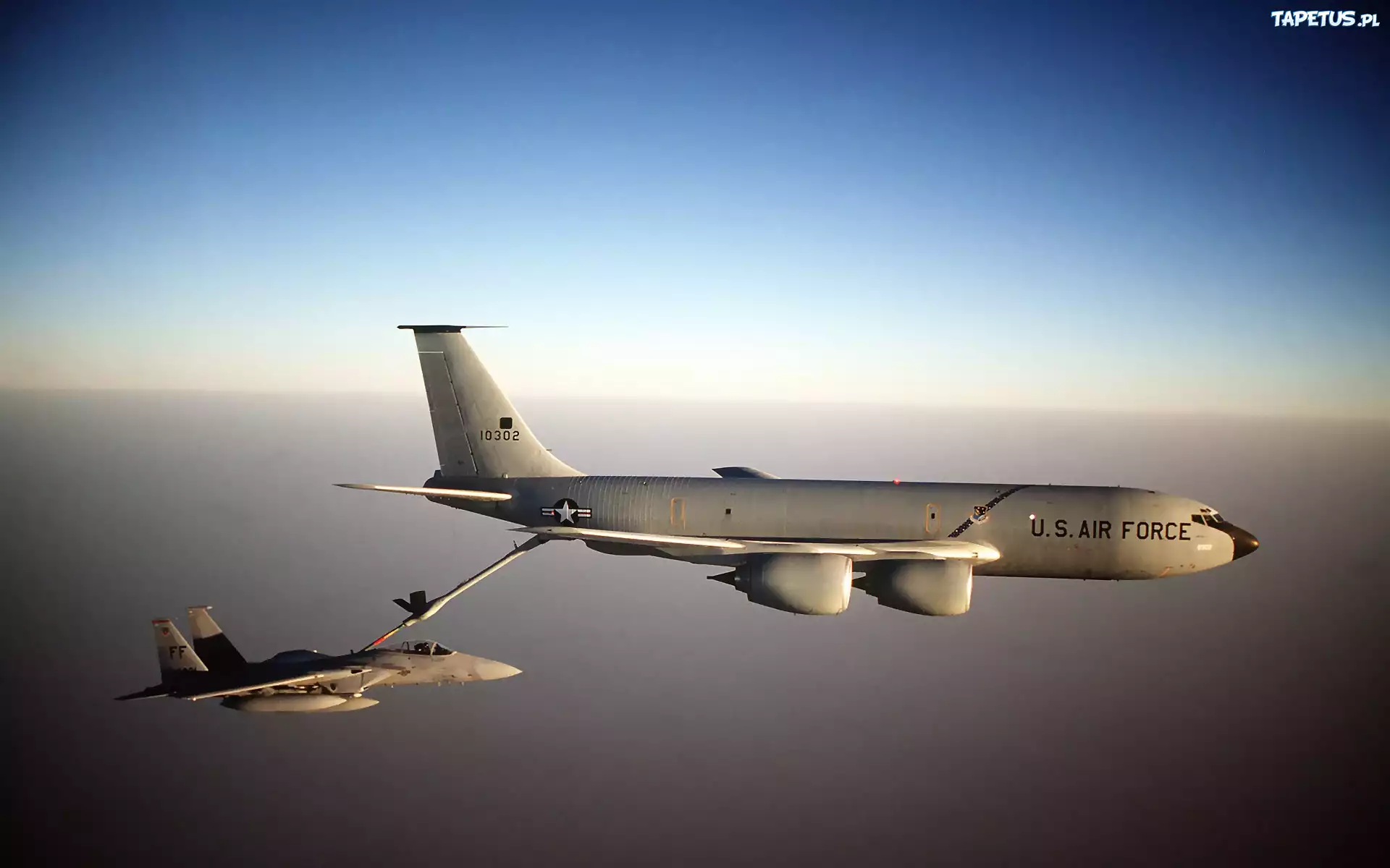 F-18, KC-135 Stratotanker