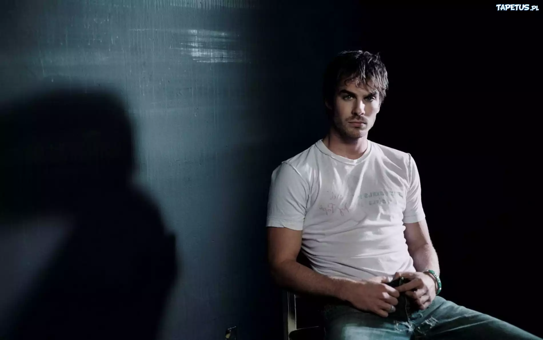 Ian Somerhalder, Biała, Bluza