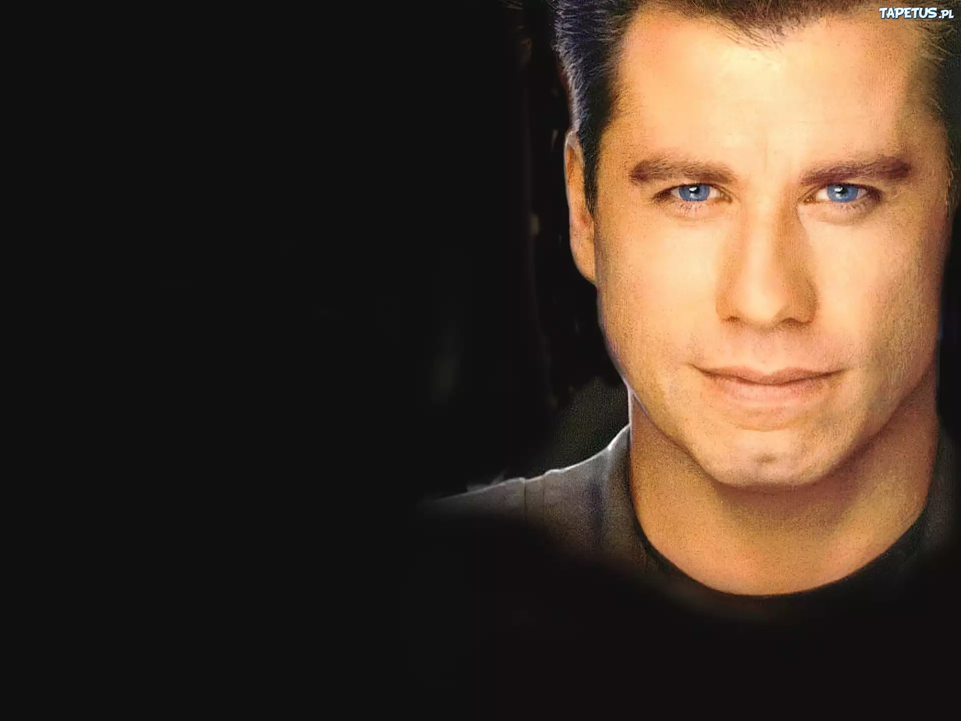 John Travolta, Czarna, Bluzka
