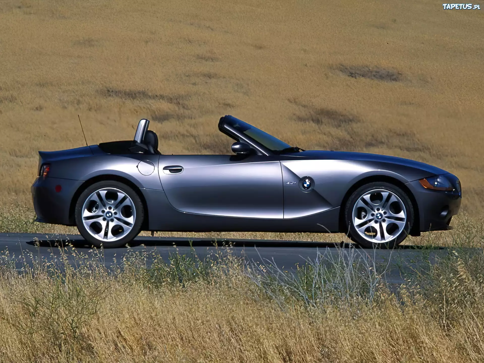 BMW Seria Z4, Prawy Bok