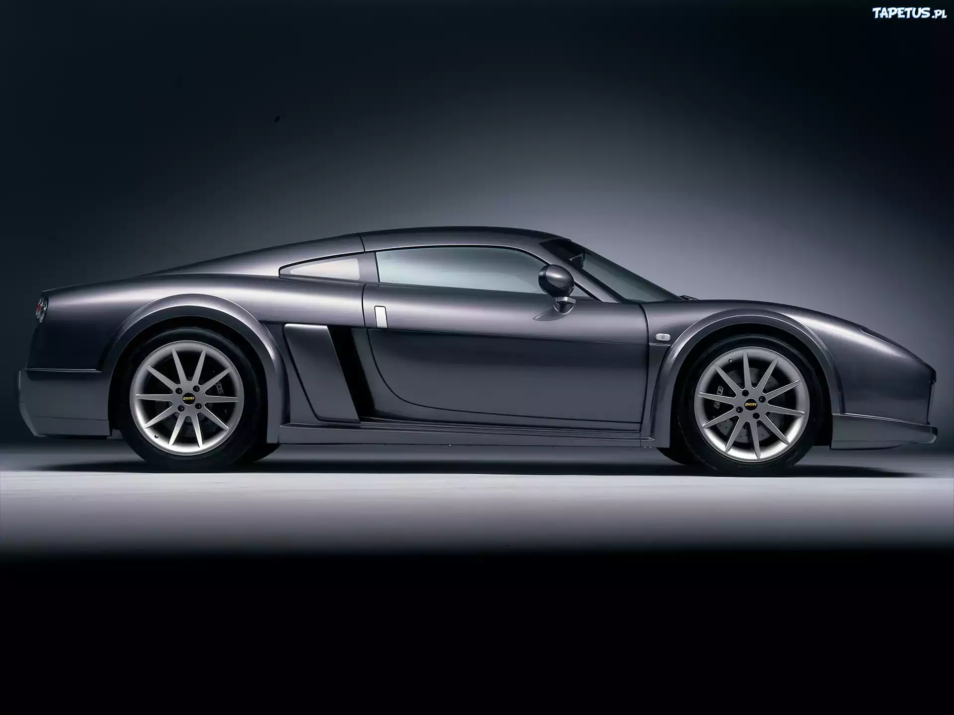 Noble M14, Drzwi