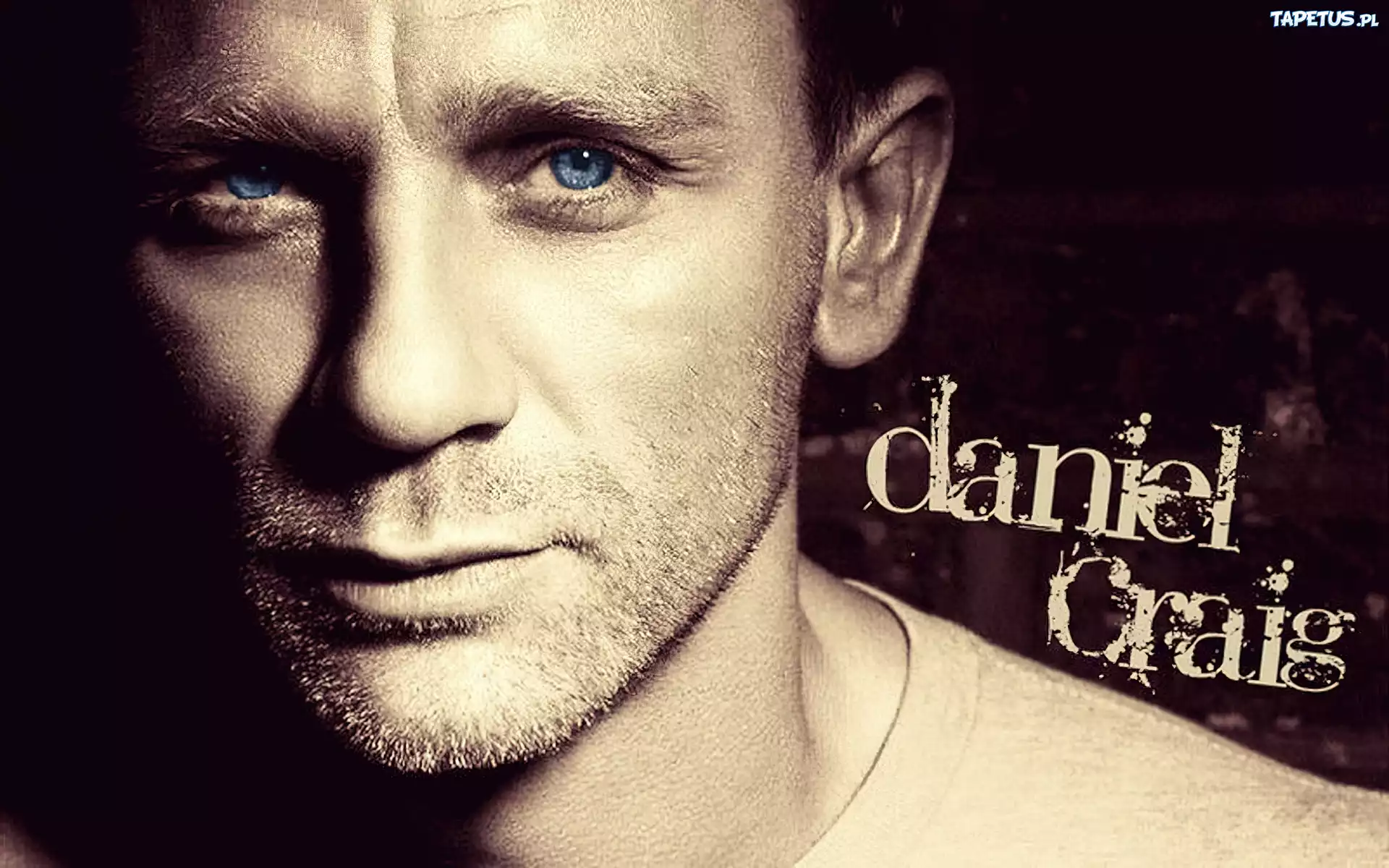 Daniel Craig
