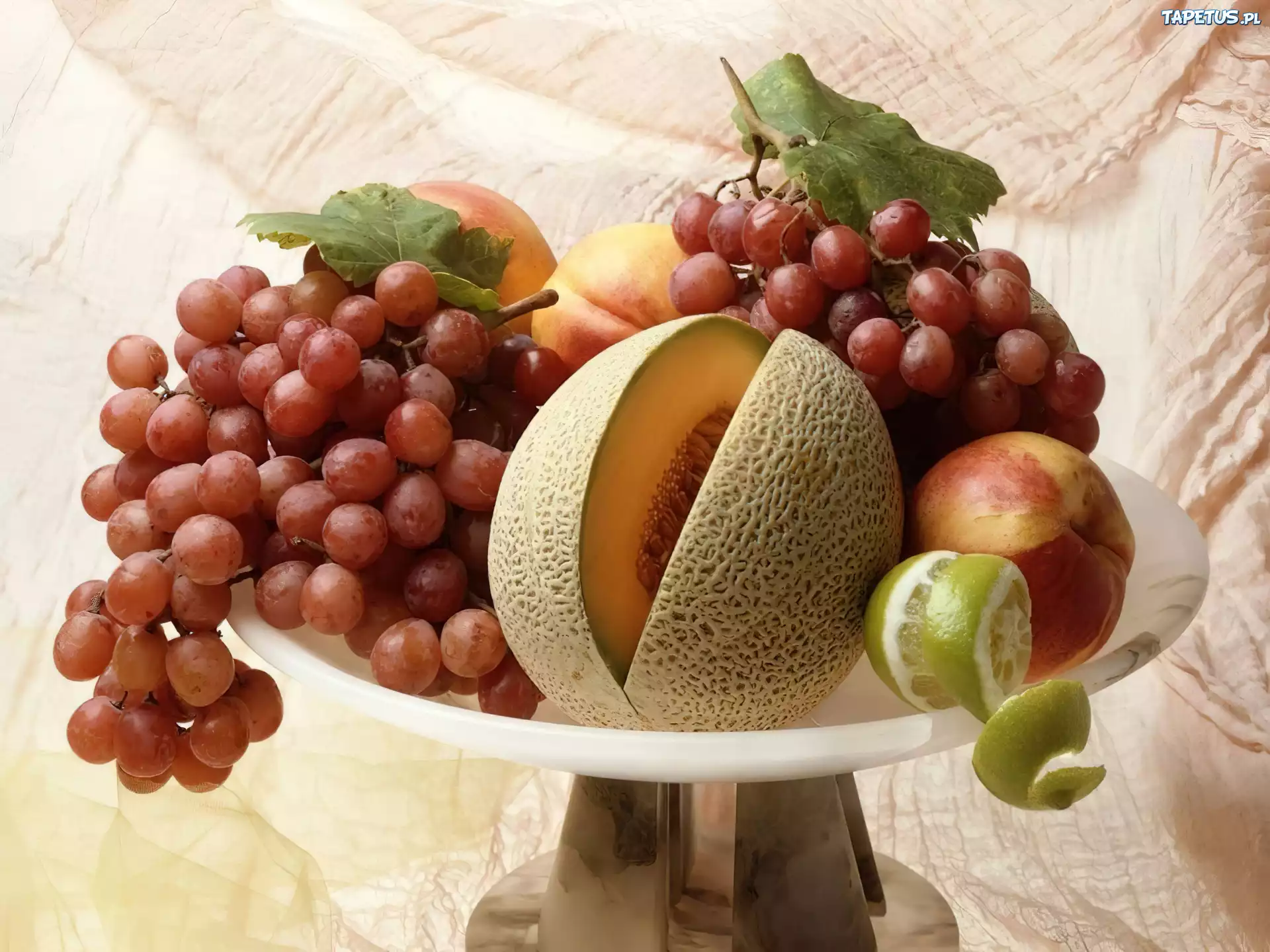 Smaczne, Owoce, Winogrona, Brzoskwinie, Melon