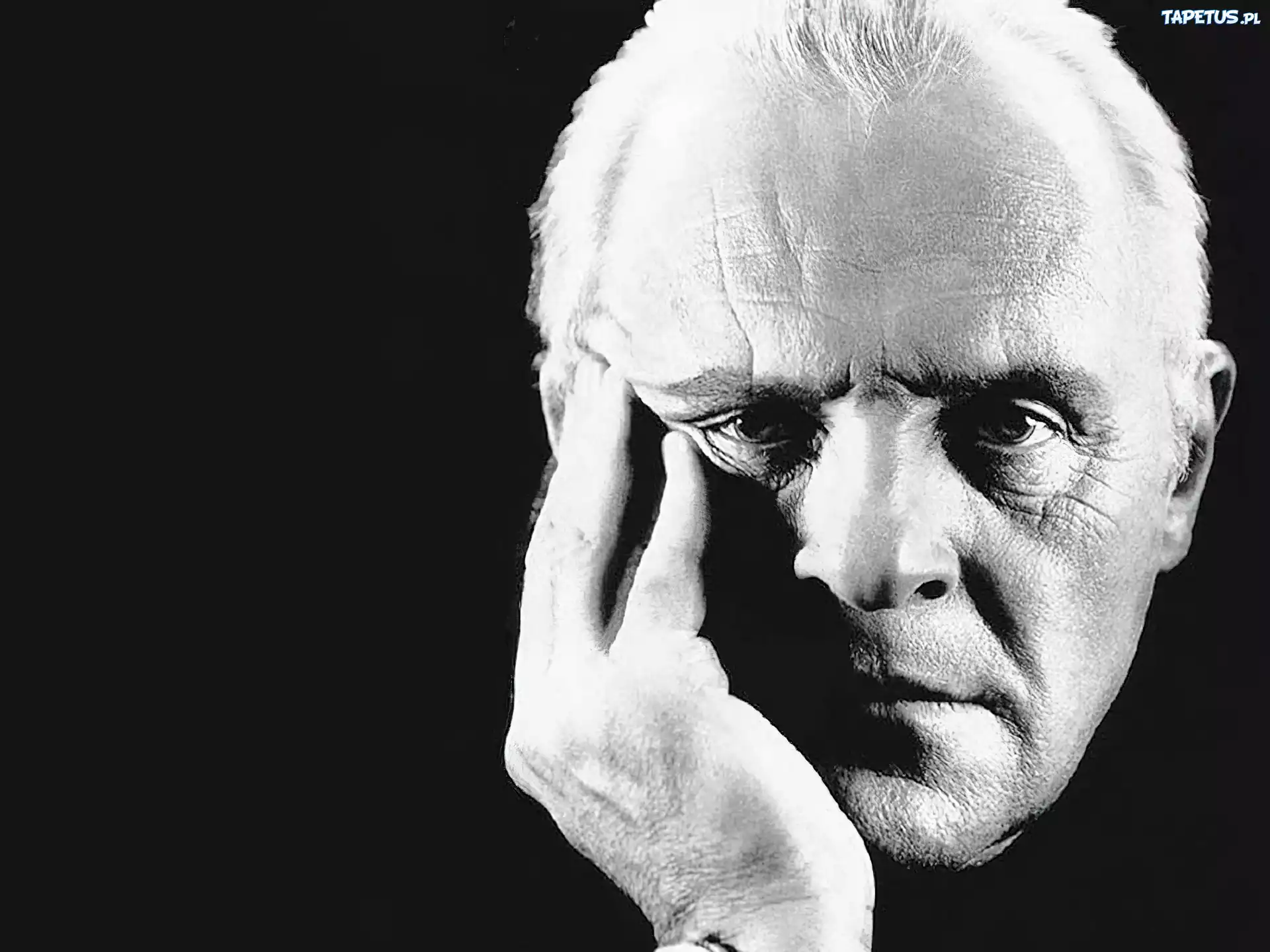 Anthony Hopkins,głowa, ręka