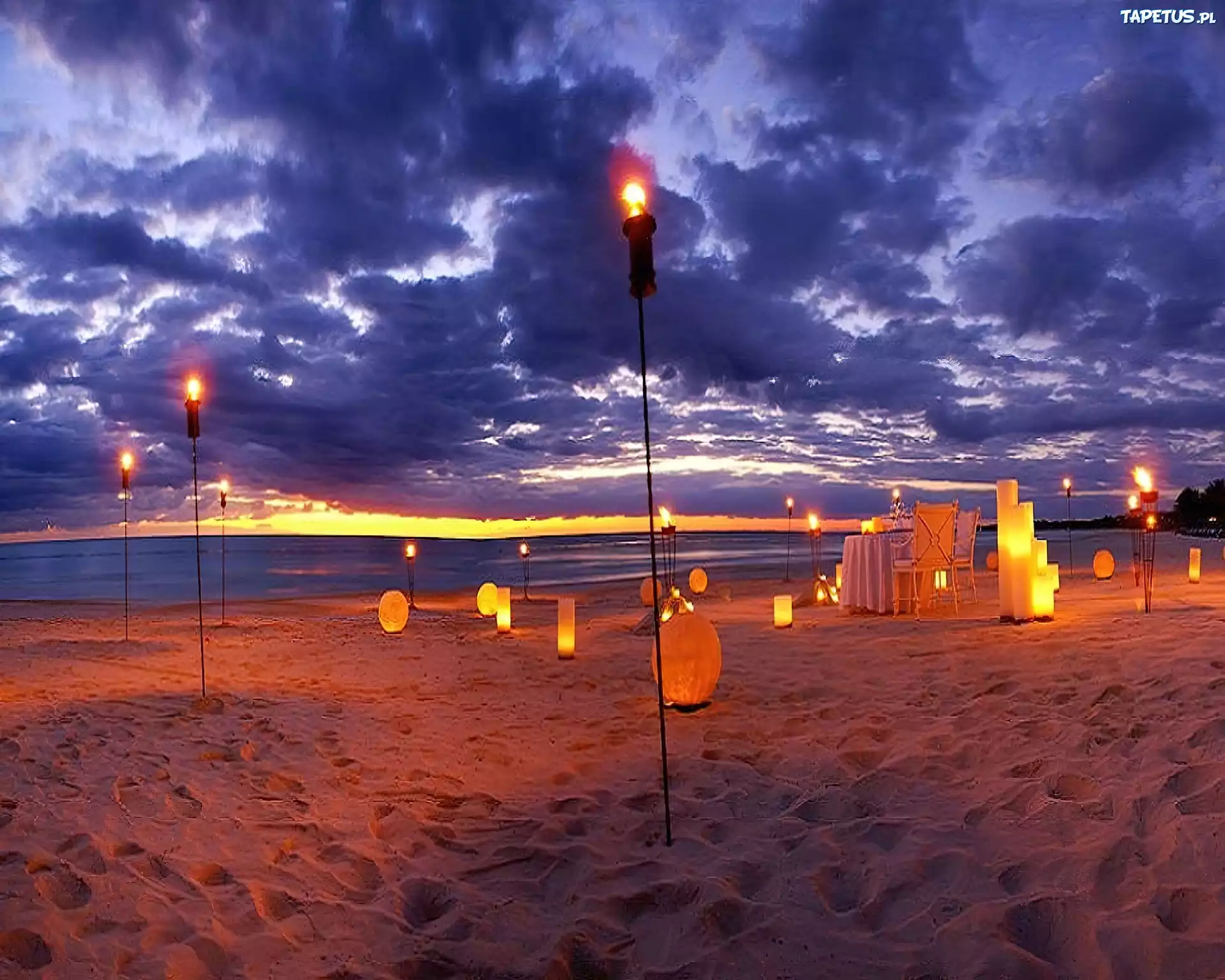 Plaża, Piasek, Pochodnie