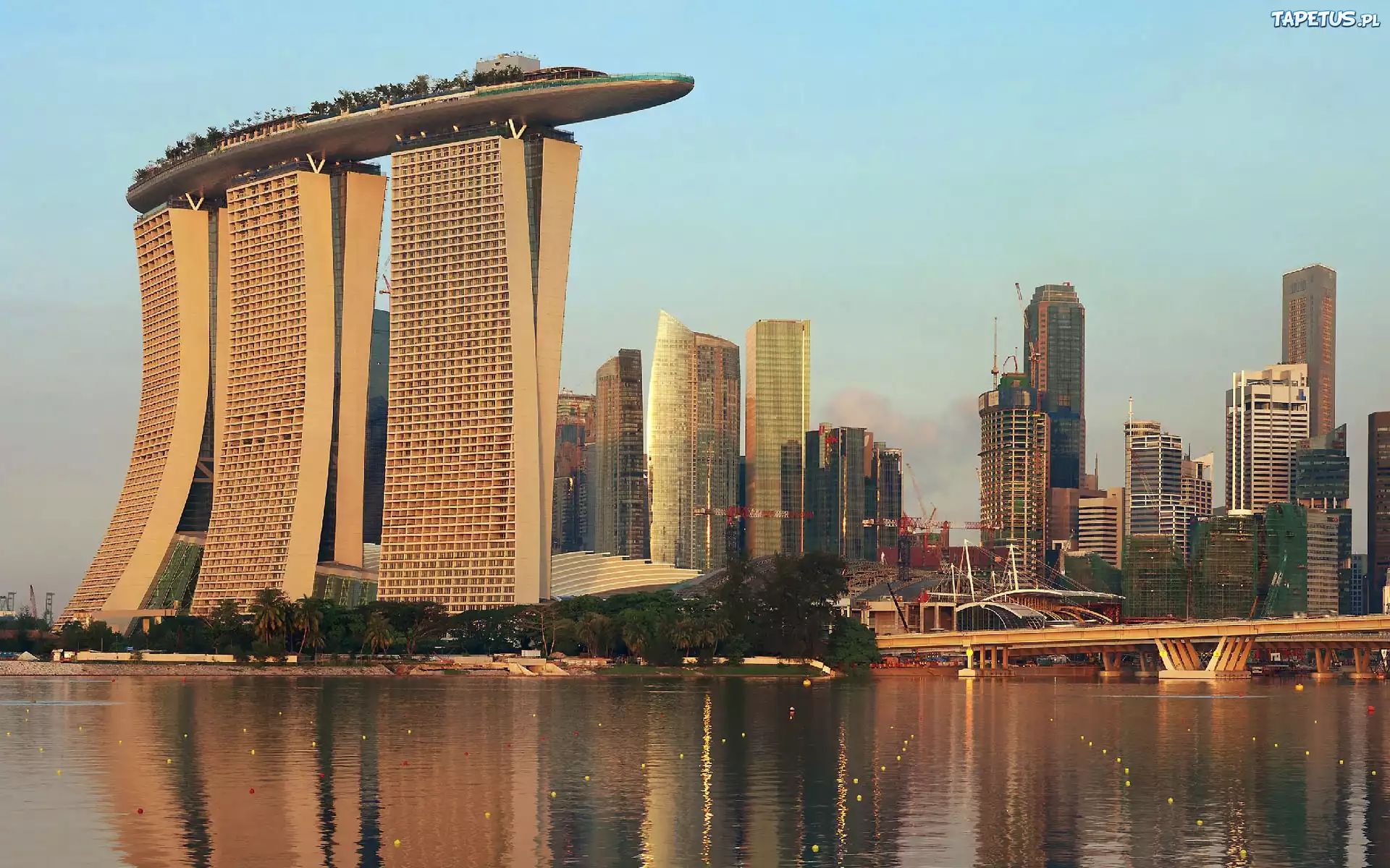 Singapur, Marina Bay Sands, Wieżowce