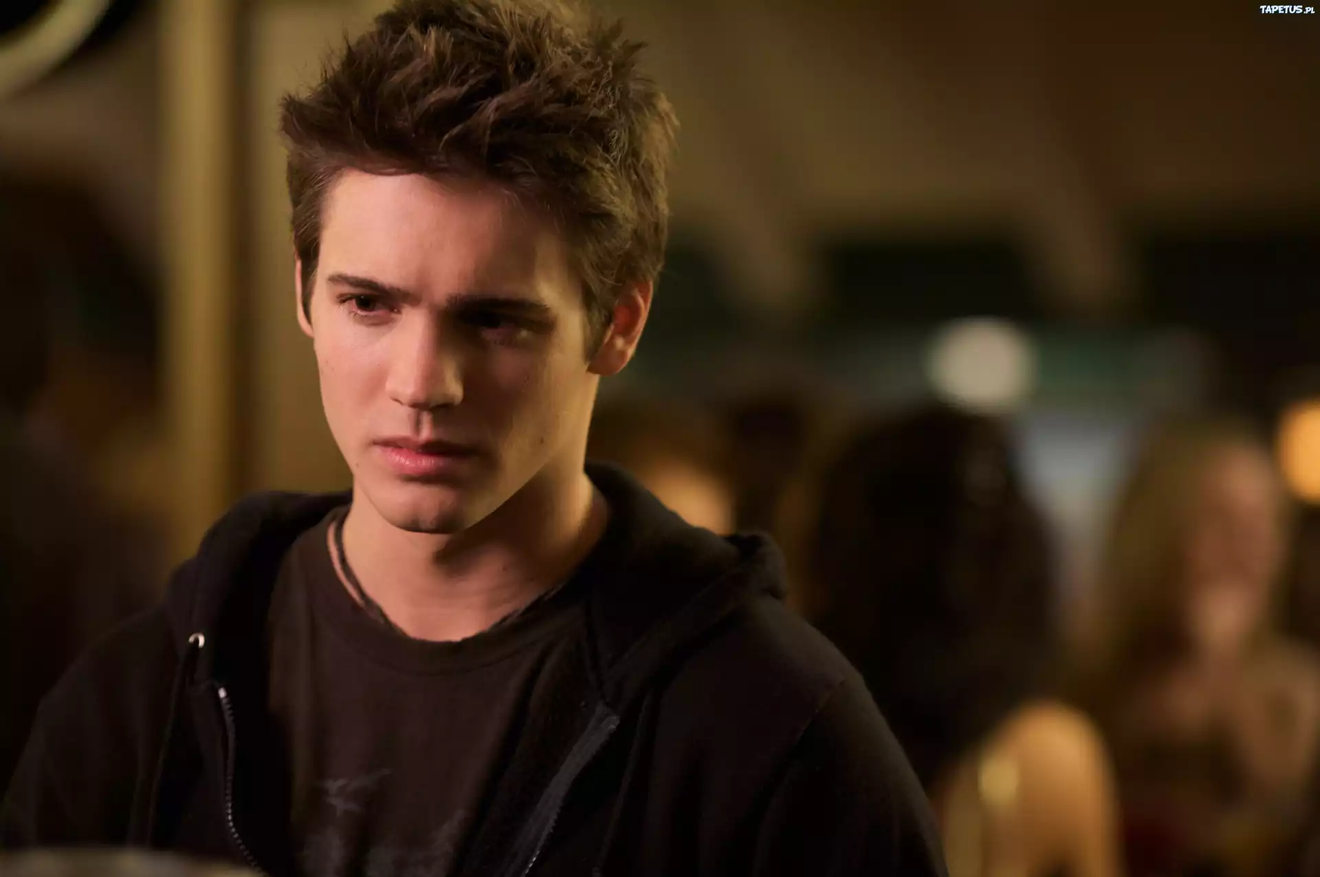 Steven R. McQueen, Jeremy Gilbert