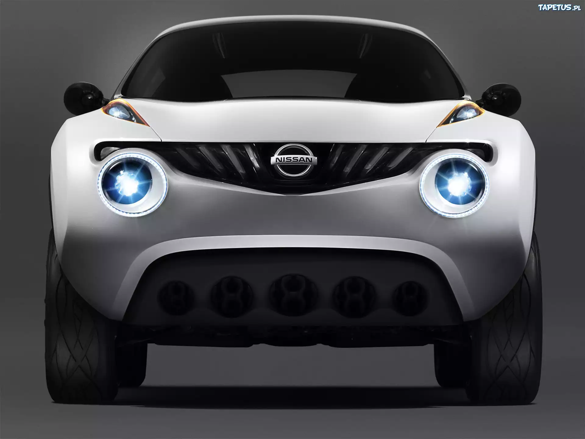 Przód, Nissan Qazana