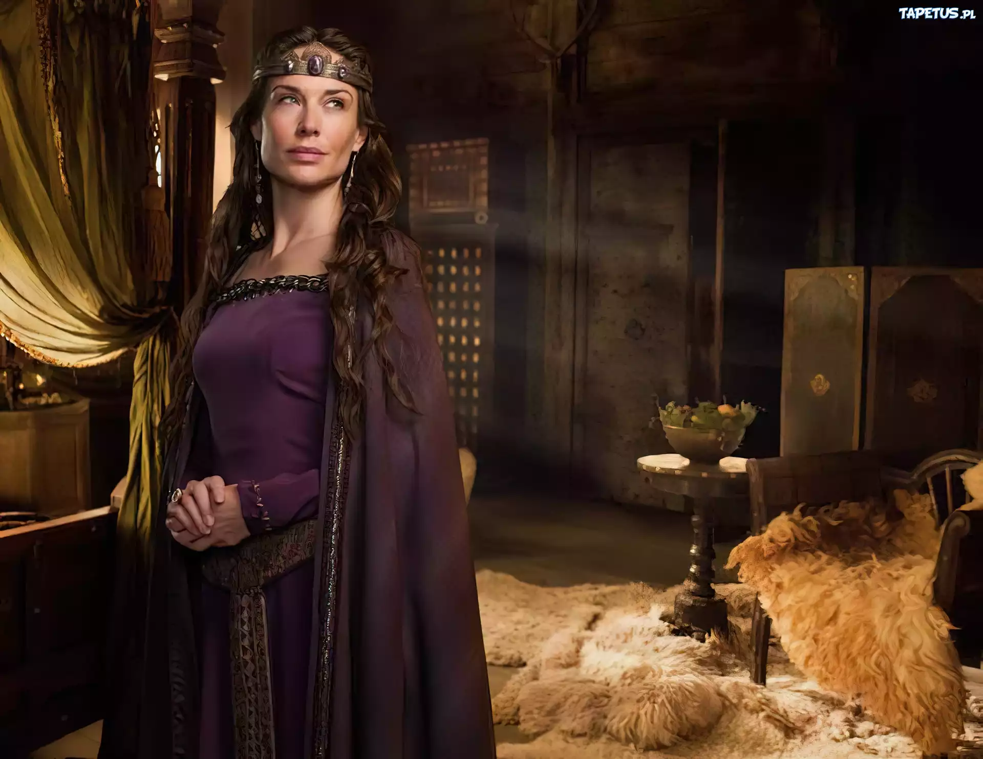 Serial, Camelot, Bohaterka
