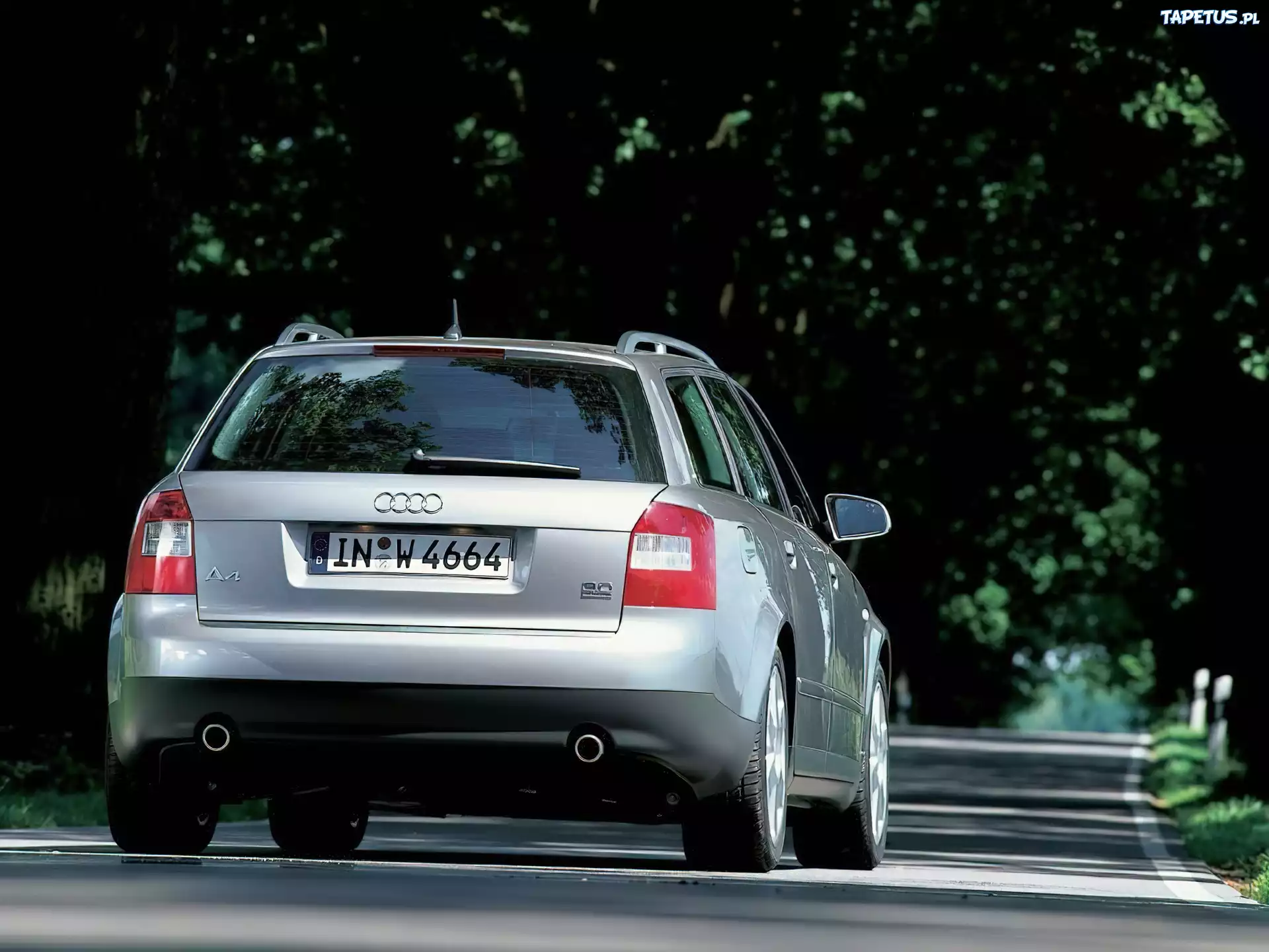 Audi A4, Avant, Tył