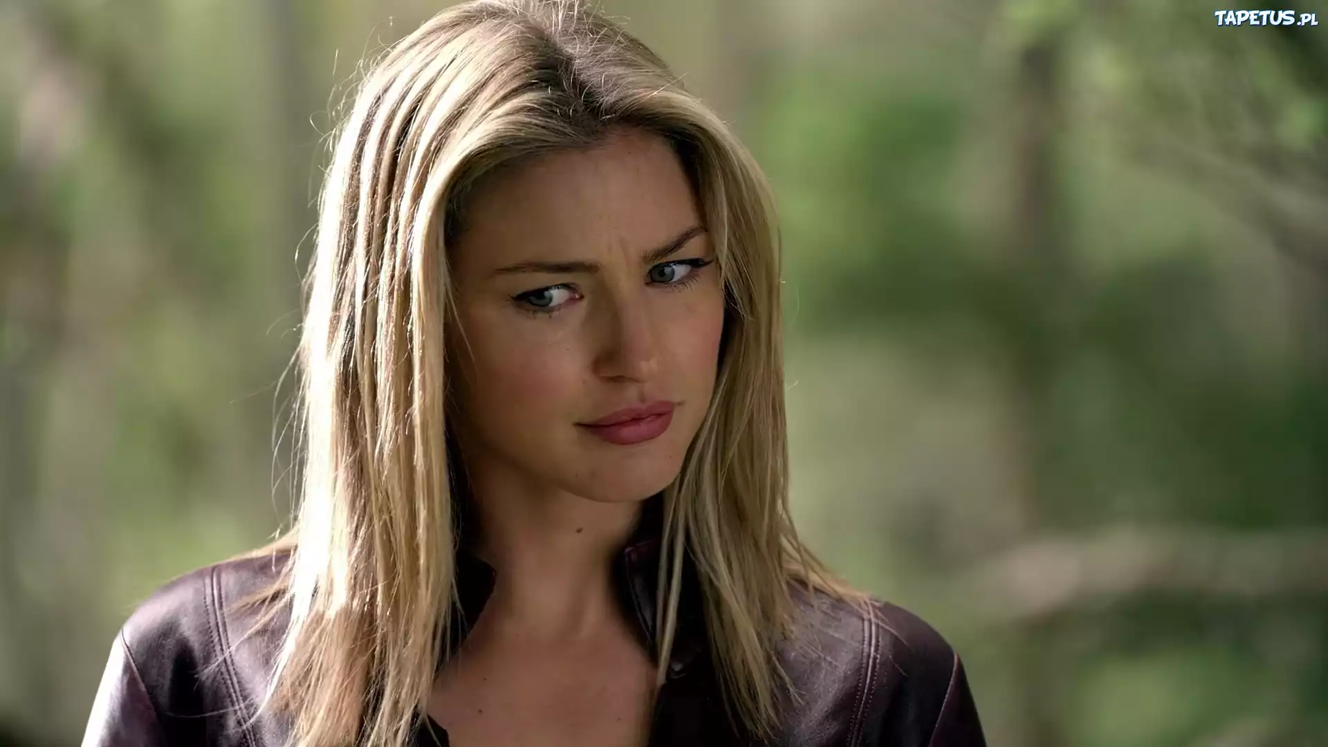 Miecz Prawdy, Tabrett Bethell